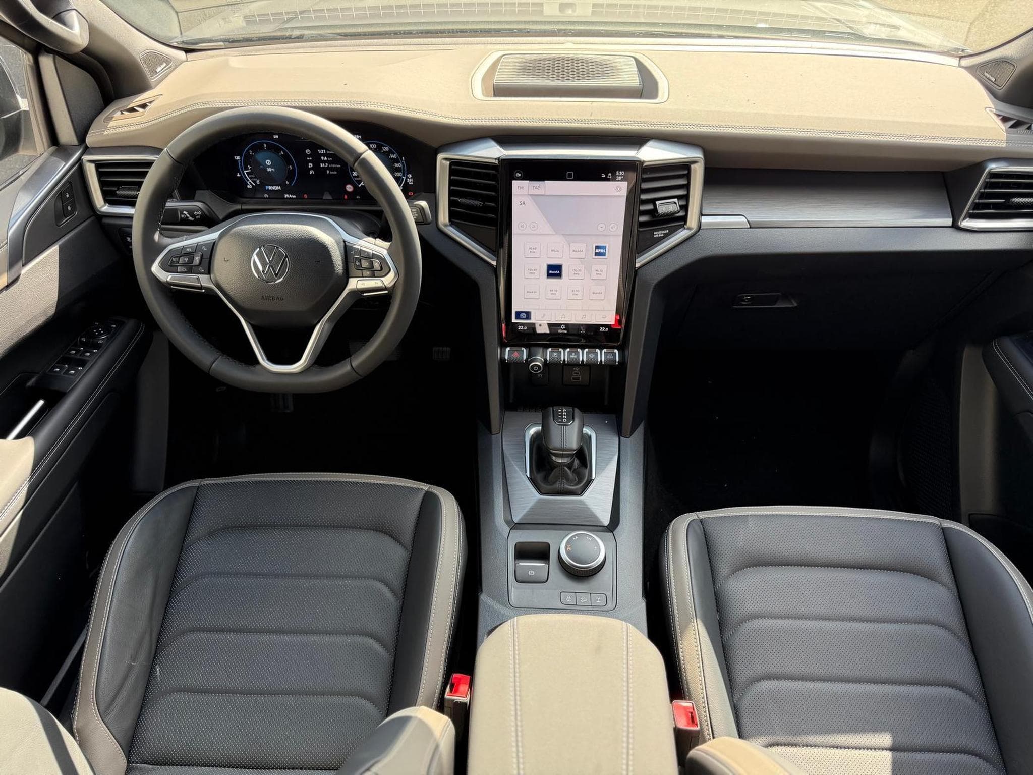VW Amarok DC Aventura (2025) - Photo 6
