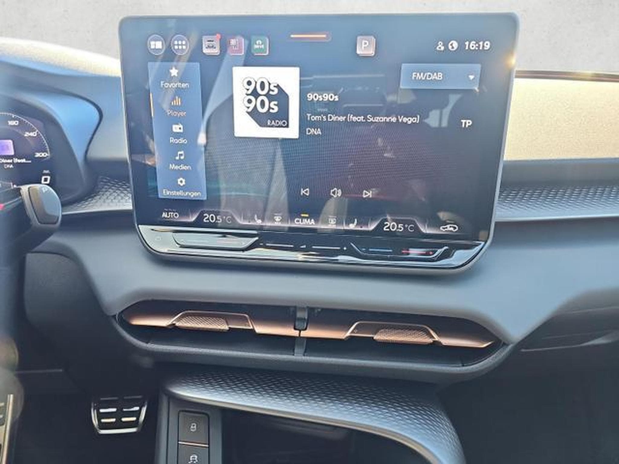 Cupra Terramar 1.5 eTSI 110 kW (2026) - Foto 12
