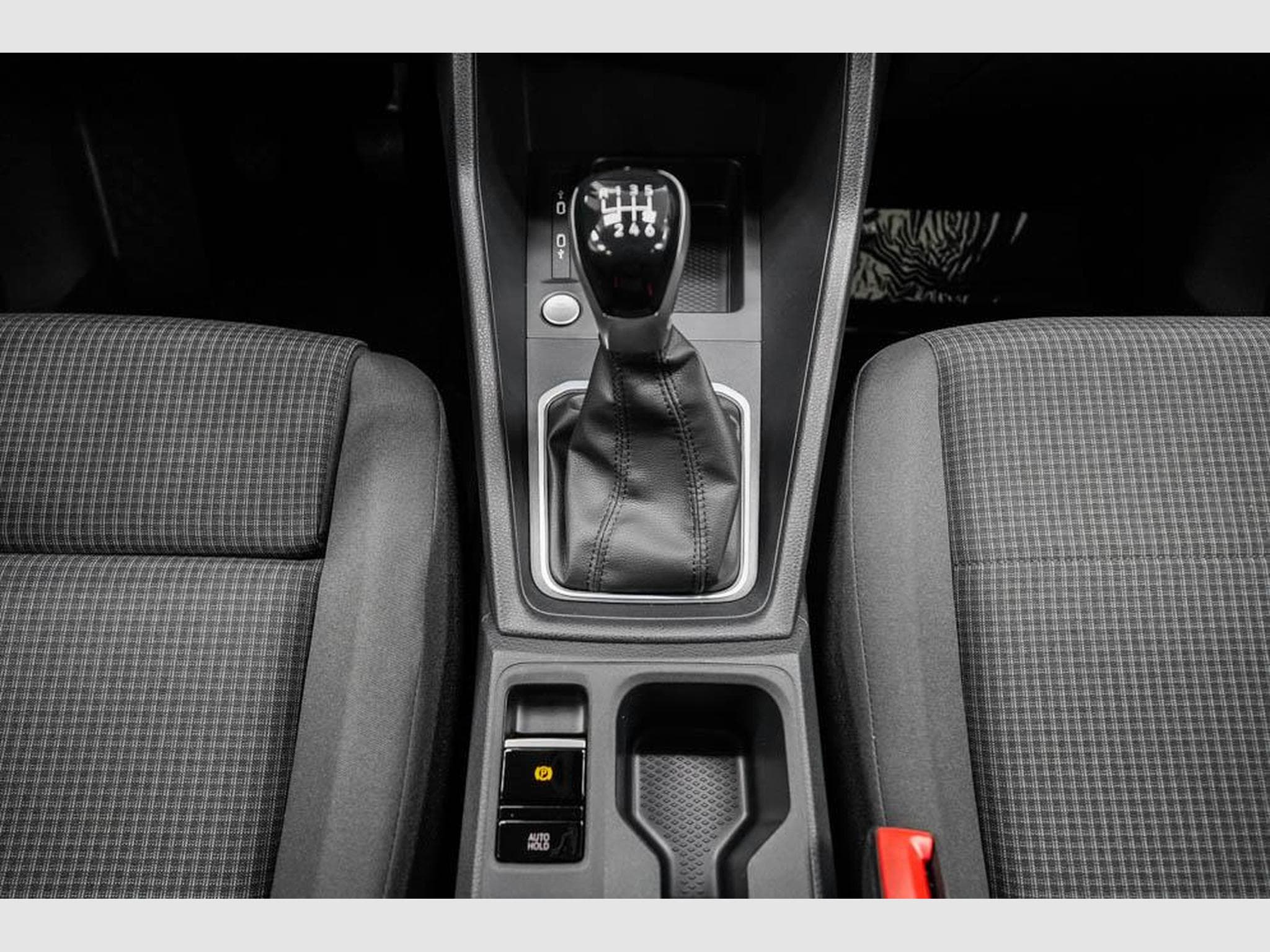 VW Caddy 2,0 TDI 4Motion (2026) - Foto 12