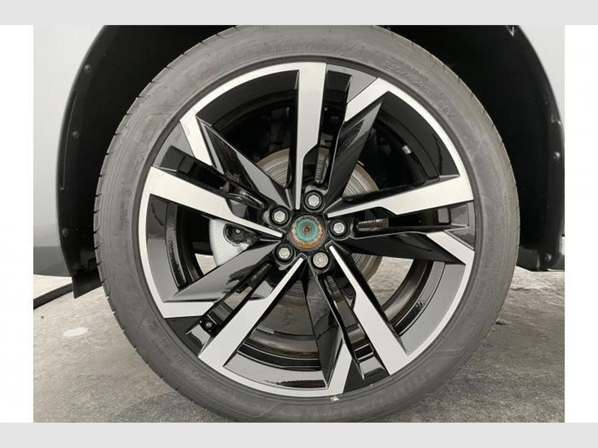 Skoda Kamiq Monte Carlo (2025) - Photo 11