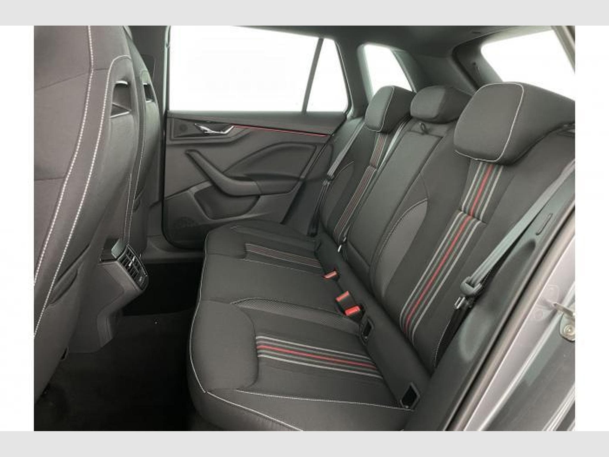 Skoda Kamiq Monte Carlo (2025) - Photo 13