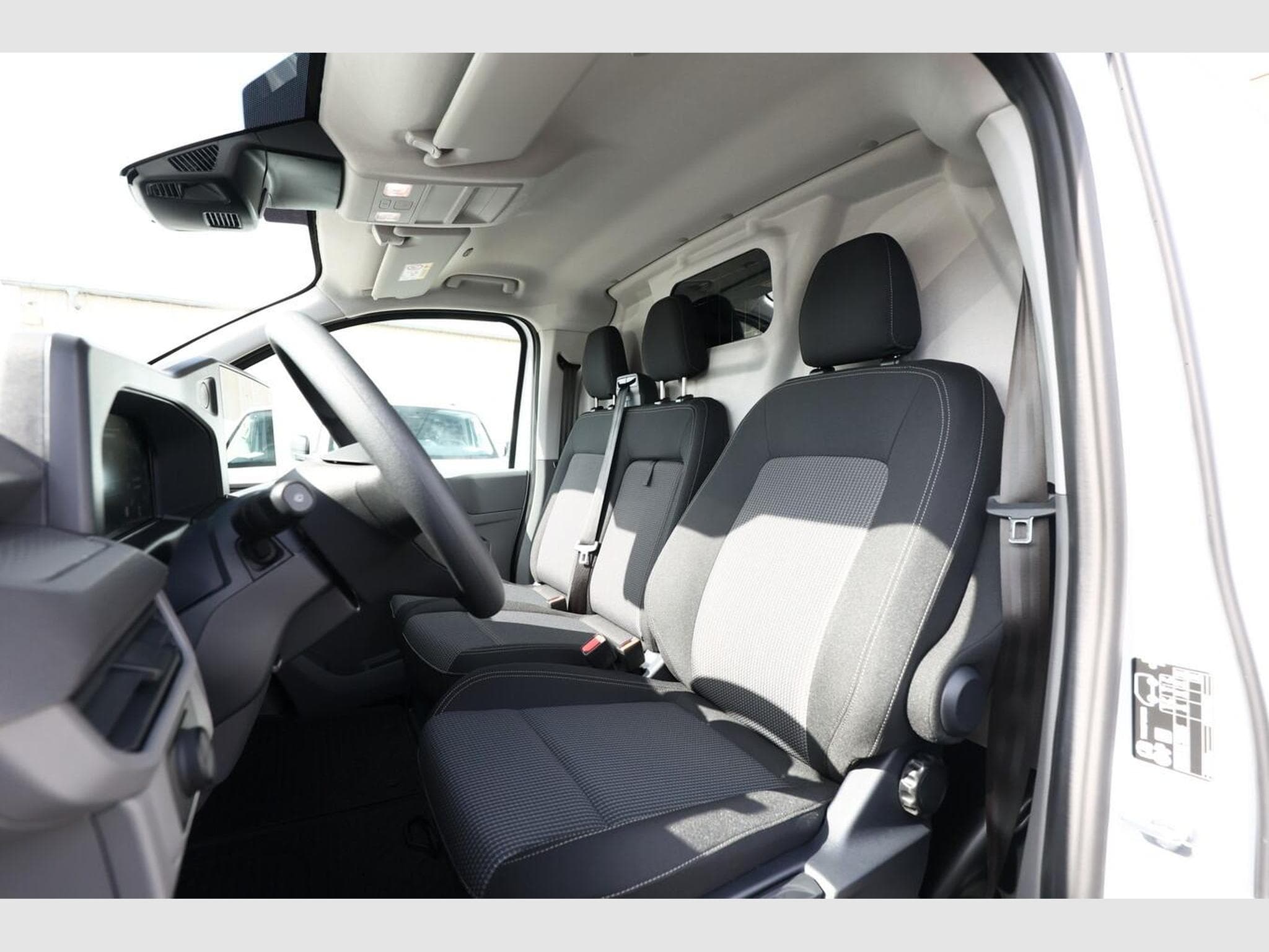 VW T7 Allrad (2026) - Photo 6