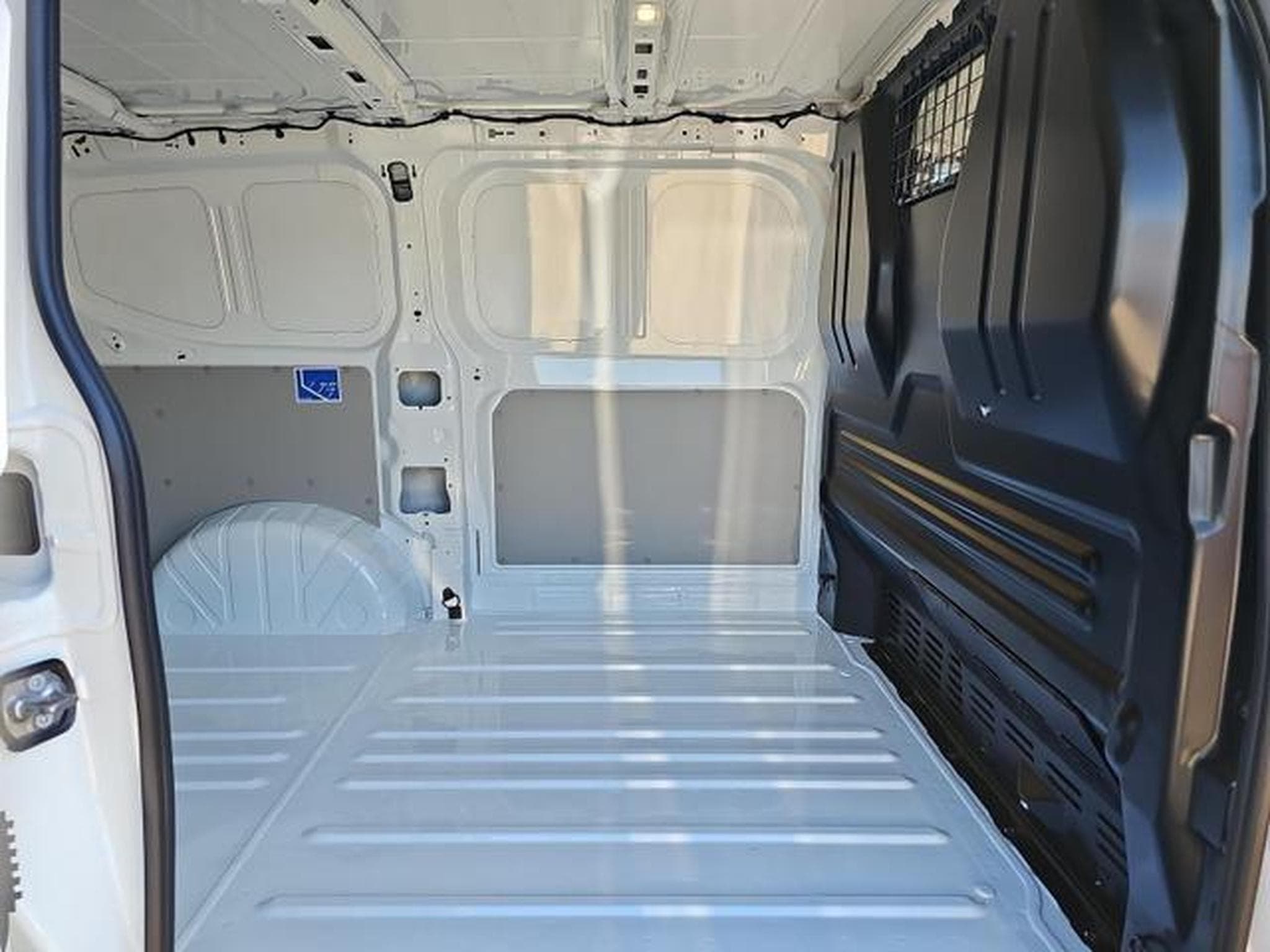 VW T7 Transporter Kaste 2.0 TDI 81 kW KR (2025) - Foto 13