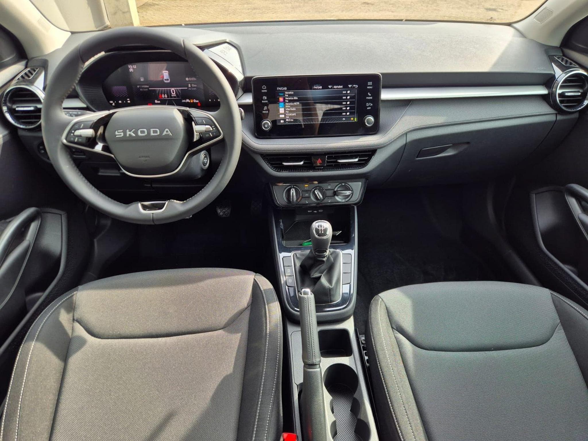 Skoda Fabia 1.0 TSI 95PS (2026) - Foto 10