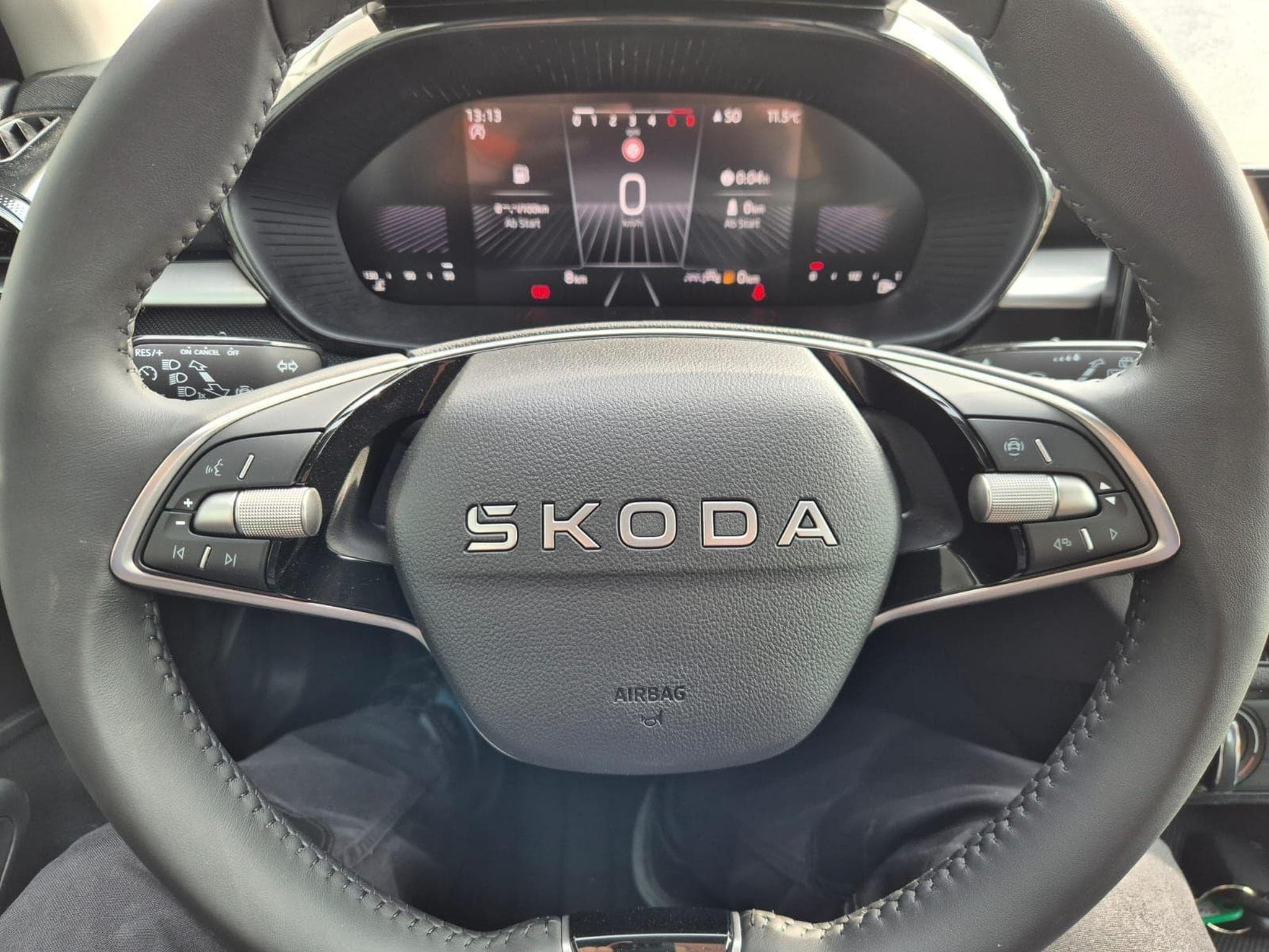 Skoda Fabia 1.0 TSI 95PS (2026) - Foto 15