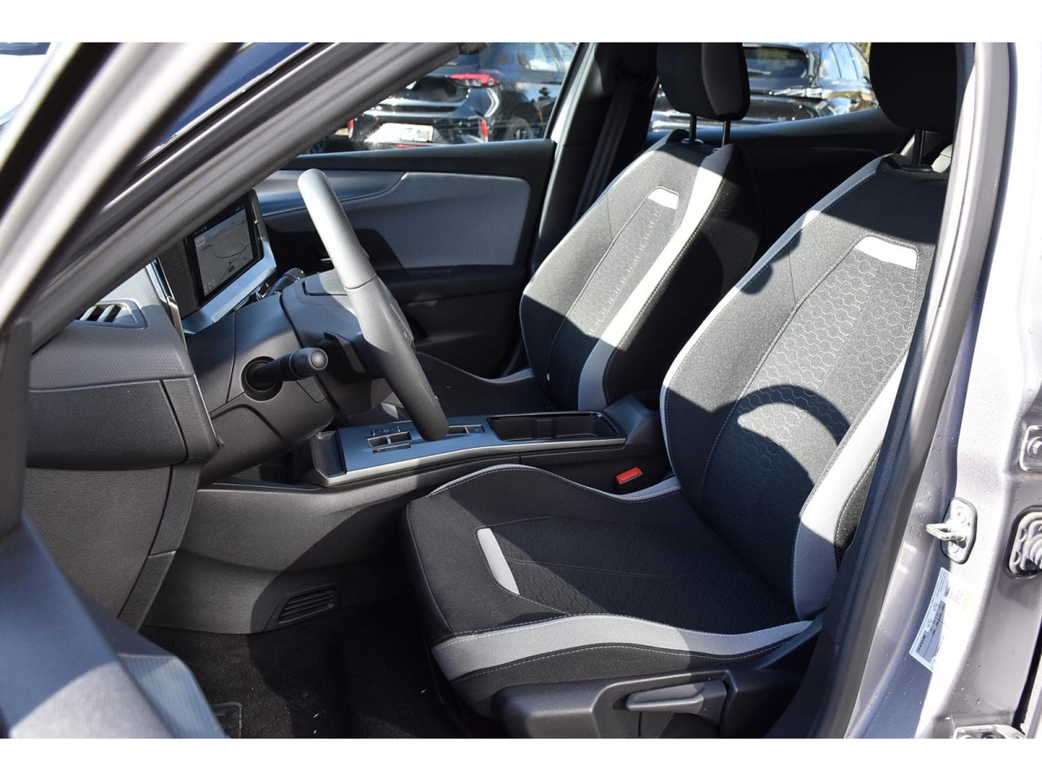 Opel Mokka 1.2 Turbo MHEV Edition e-DCT6 ACC SIDE GPS CAM 1° MAIN (2025) - Photo 6