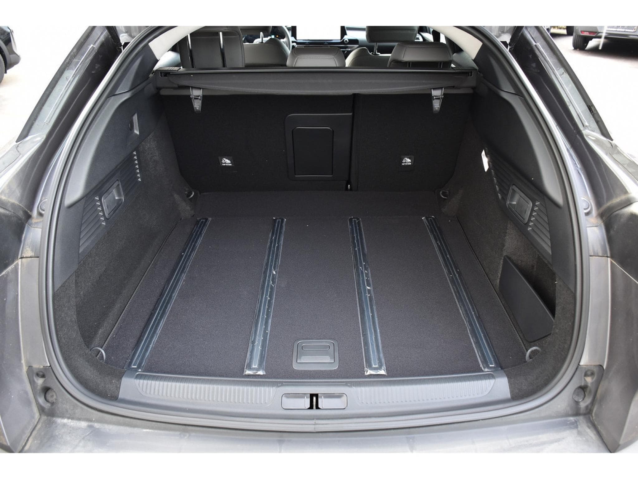 Citroën C5 X 1.2 PureTech PLUS EAT8 CUIR ACC HUD LANE NEUVE (2024) - Photo 25
