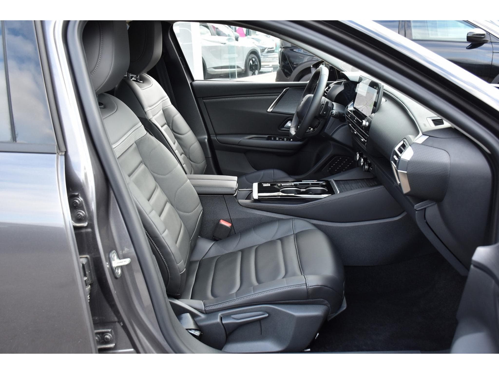 Citroën C5 X 1.2 PureTech PLUS EAT8 CUIR ACC HUD LANE NEUVE (2024) - Photo 7