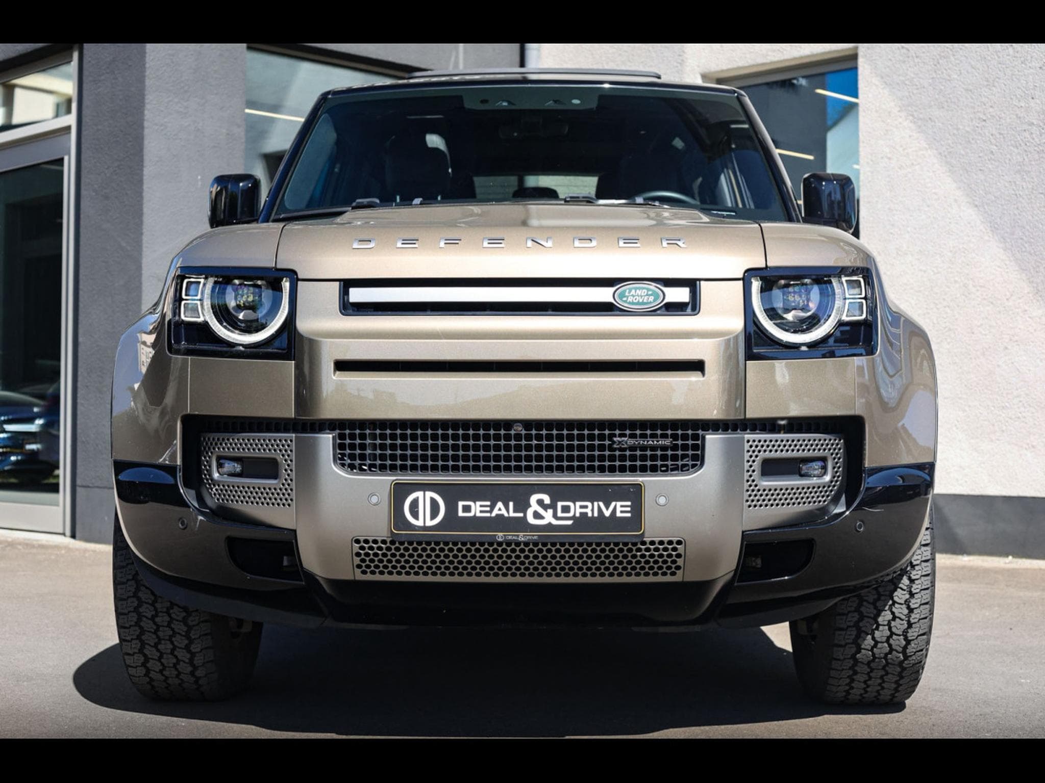 Land-Rover Defender 90 D200 X-DYNAMIC S AUTO - GONDWANA STONE GLOSS (2022) - Photo 5