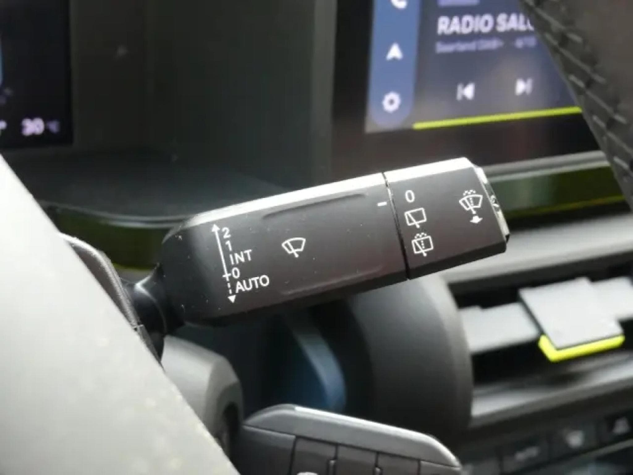 Fiat Grande Panda HYBRID LA PRIMA 1.2 (2026) - Photo 16