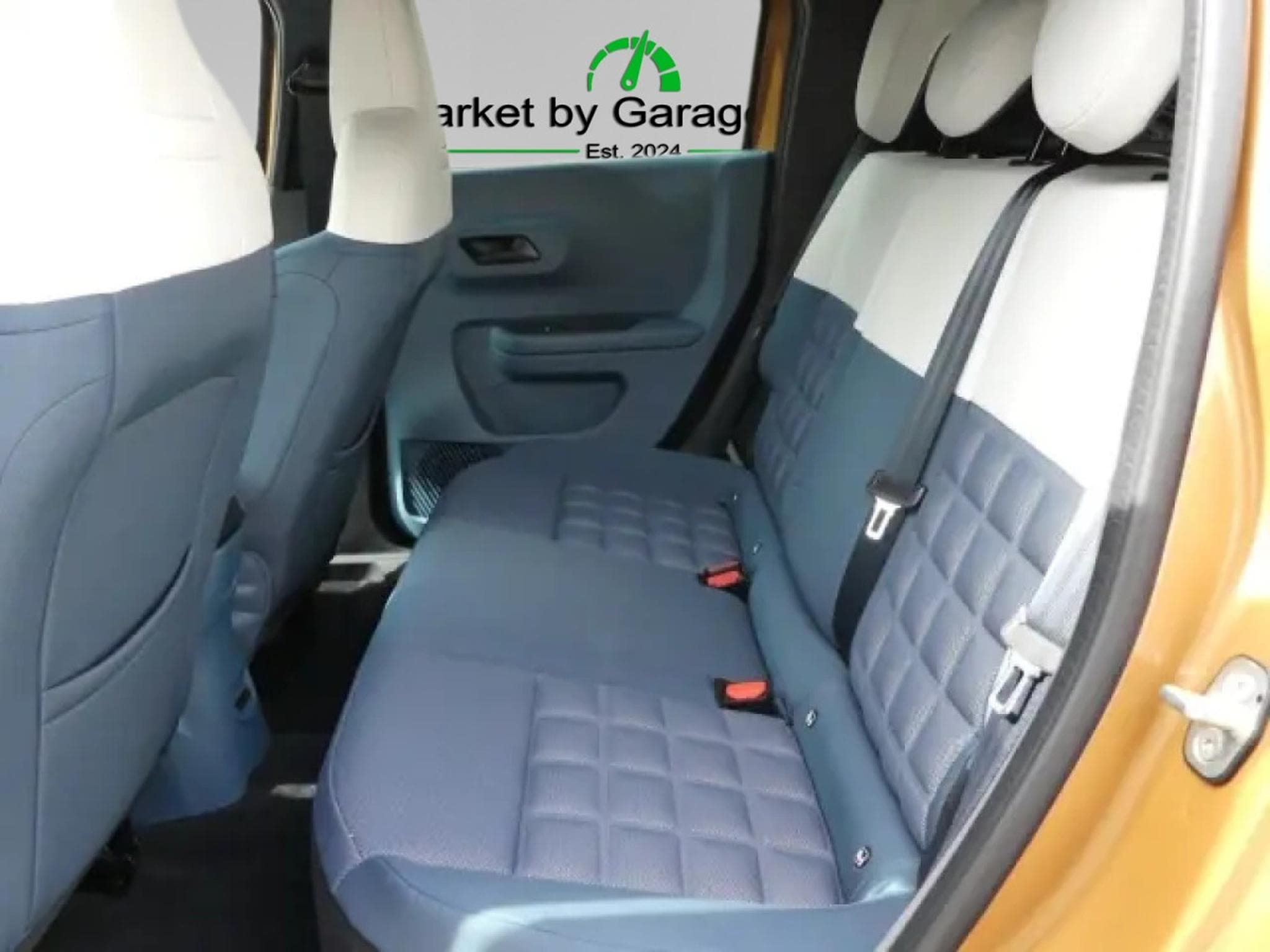 Fiat Grande Panda HYBRID LA PRIMA 1.2 (2026) - Photo 11