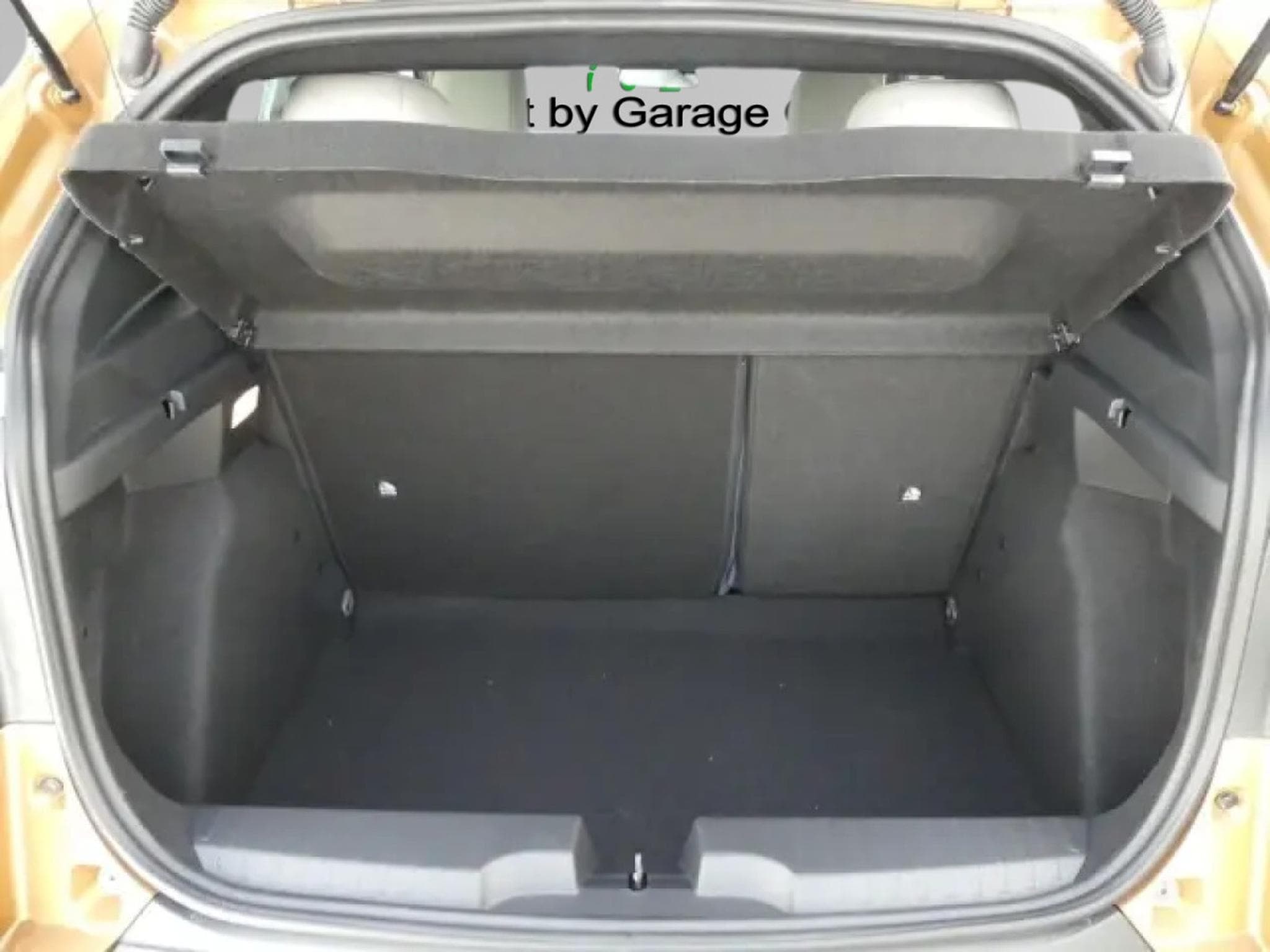 Fiat Grande Panda HYBRID LA PRIMA 1.2 (2026) - Photo 8