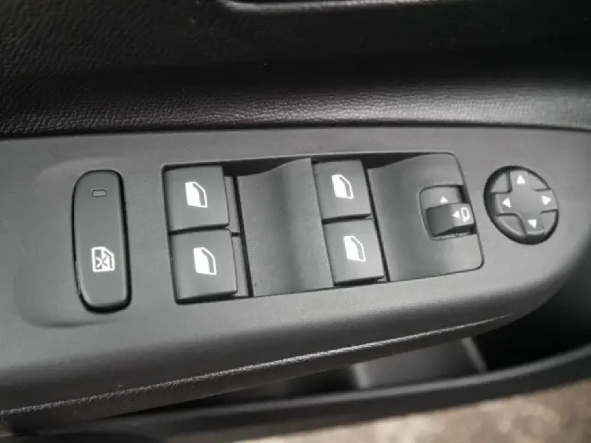 Opel Corsa 1.2 Turbo Edition (2025) - Photo 24