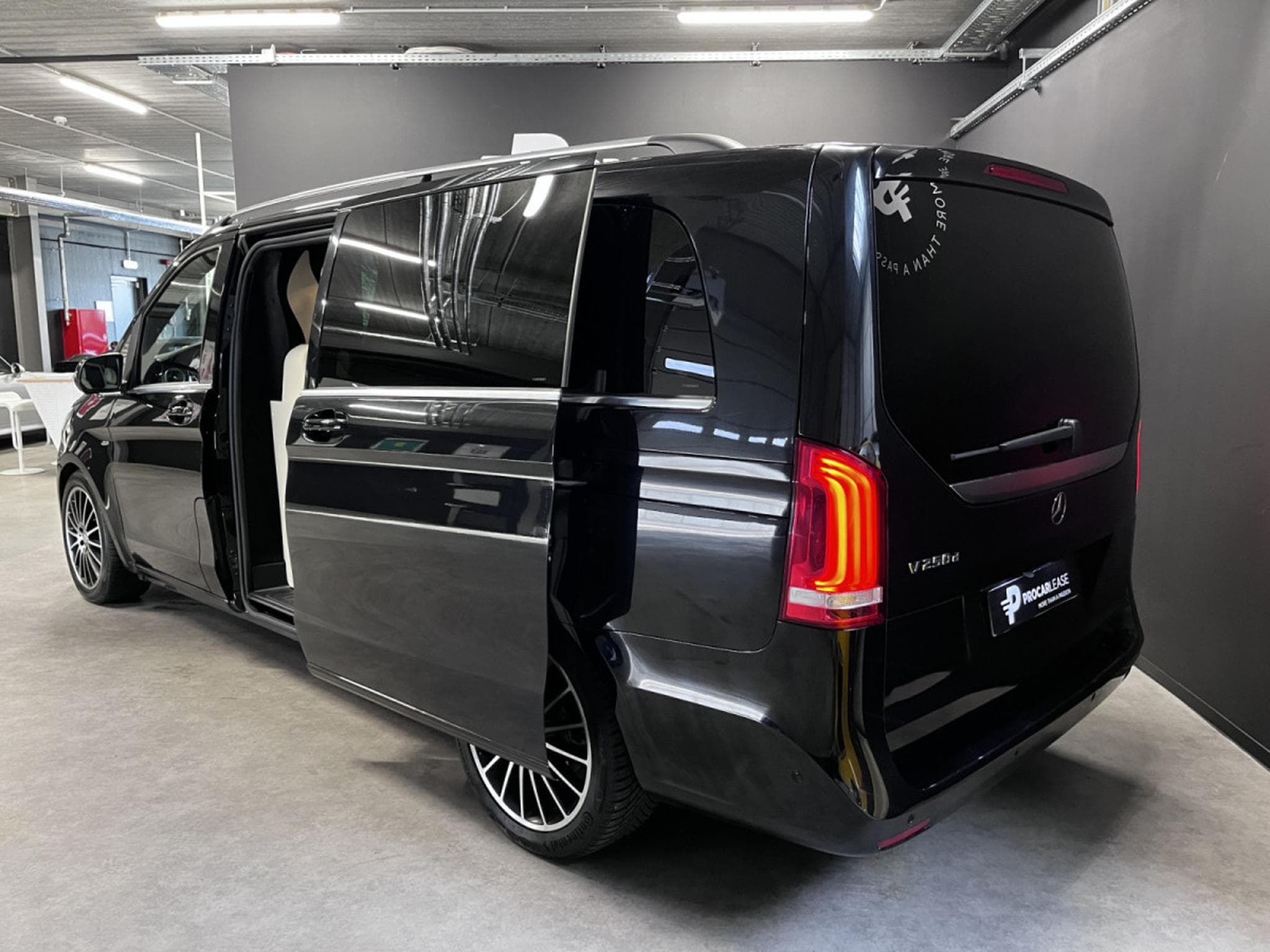 Mercedes V 250 VIP 250 D /AVANTGARDE /360°/VOLL/ (2018) - Foto 15