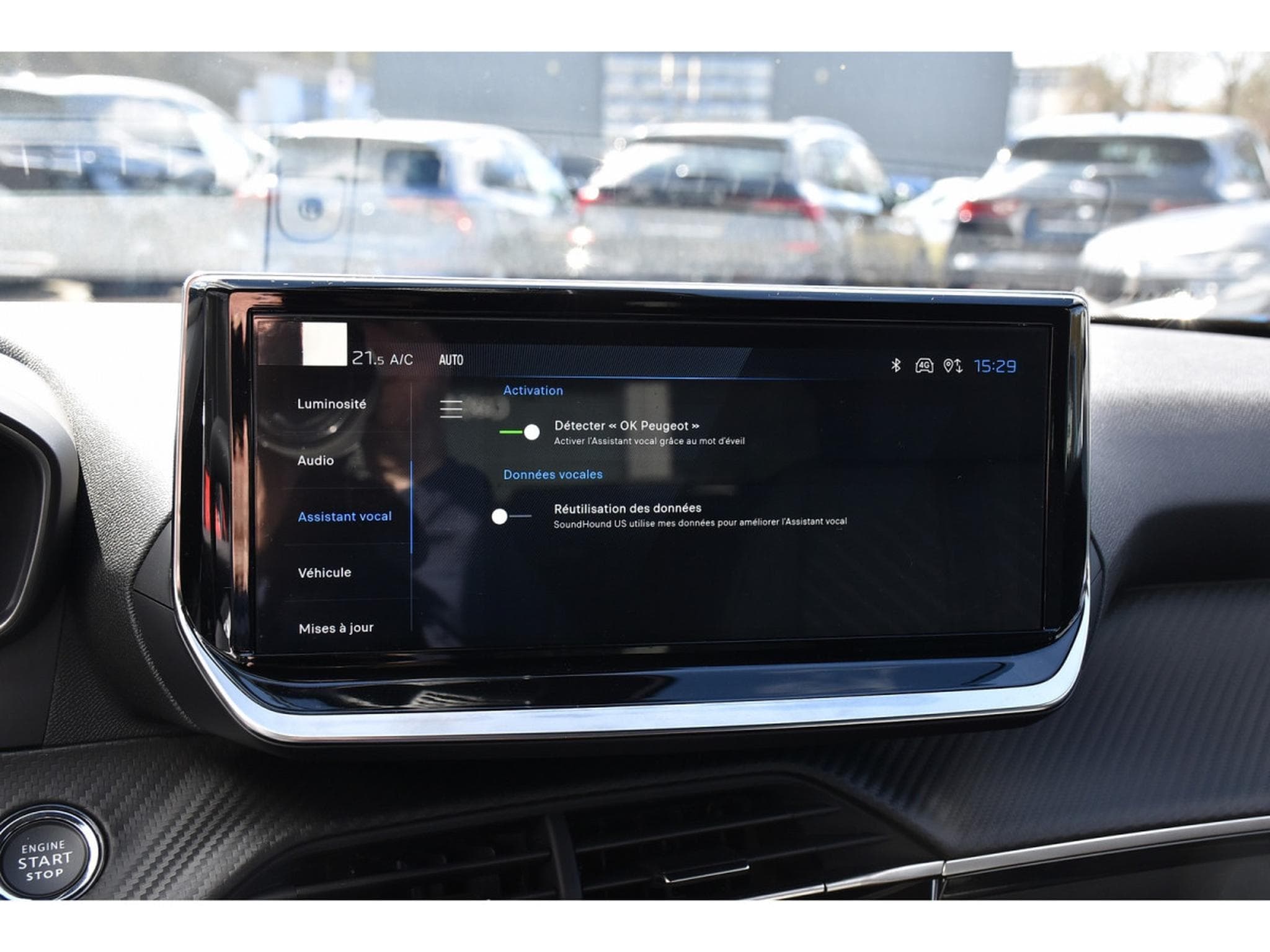 Peugeot 2008 1.2 Hybrid 145 Allure e-DCS6 ACC LANE SIDE GPS CAM360 1°MAIN (2025) - Foto 12