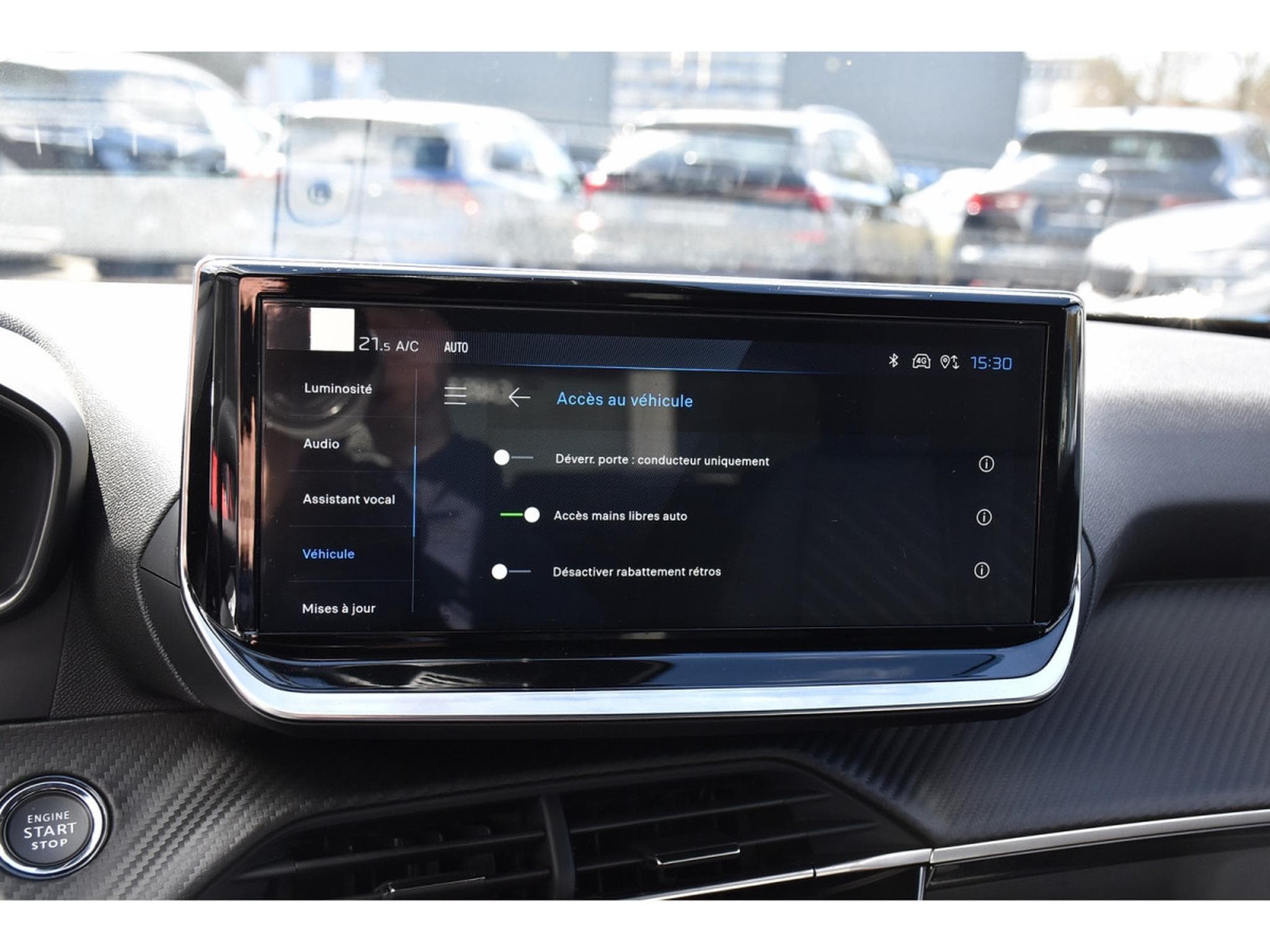 Peugeot 2008 1.2 Hybrid 145 Allure e-DCS6 ACC LANE SIDE GPS CAM360 1°MAIN (2025) - Foto 13
