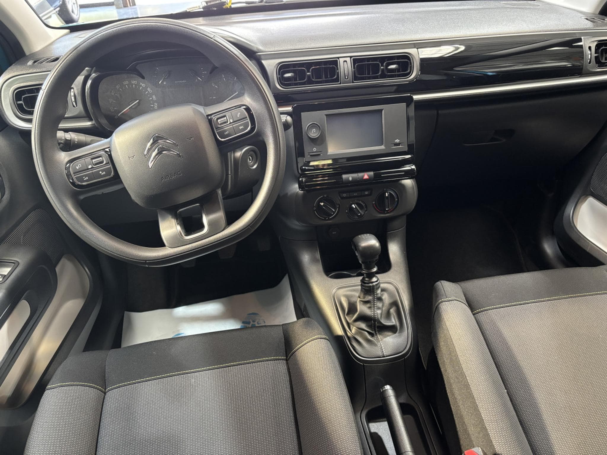 Citroën C3 1.5 Blue HDi 102HP (2021) - Foto 9