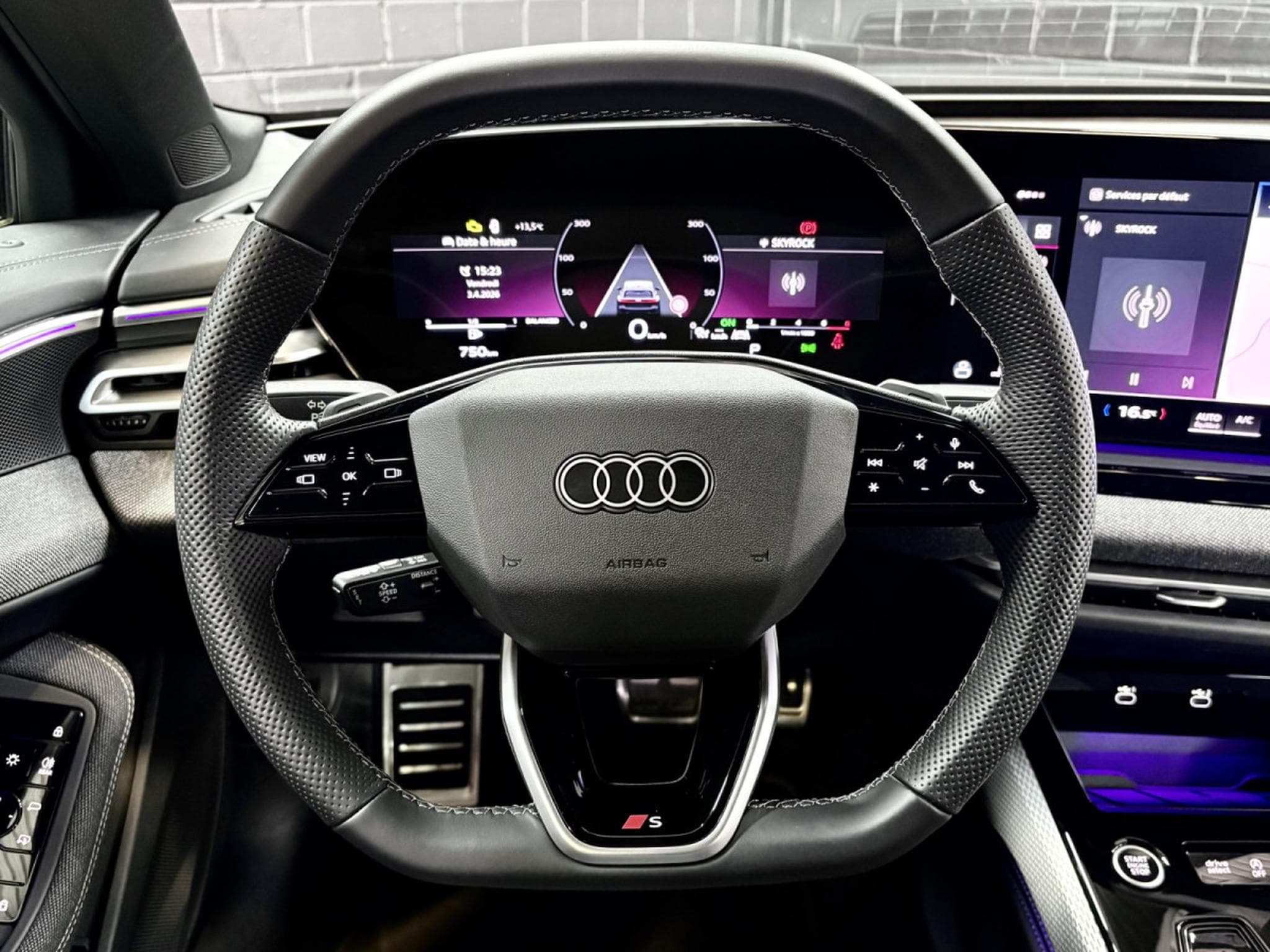 Audi A5 2.0 TFSI 204 CV AVANT S TRONIC S LINE PLUS *360°* (2025) - Foto 10