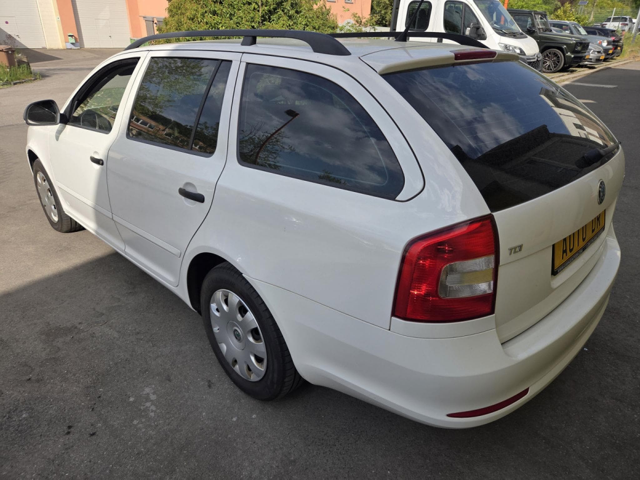 Skoda Octavia Combi 1.6 Tdi 105 CV Garantie 12 Mois (2011) - Photo 13