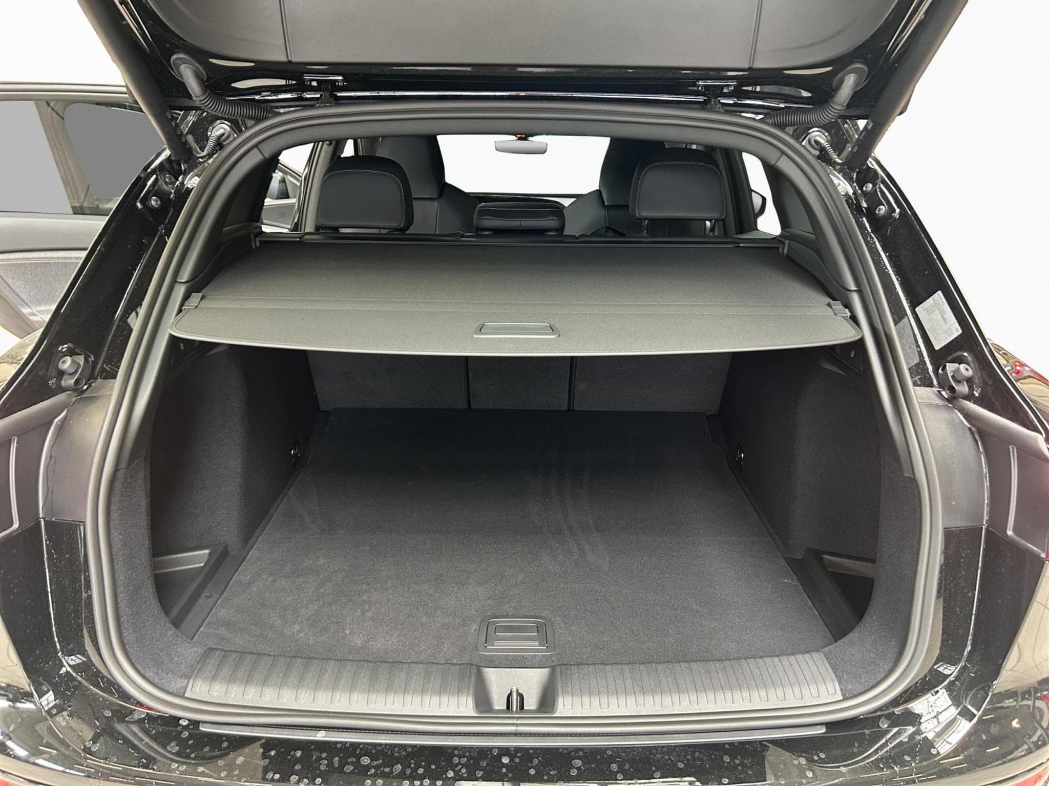 Audi Q6 e-tron 185 kw (2026) - Photo 17