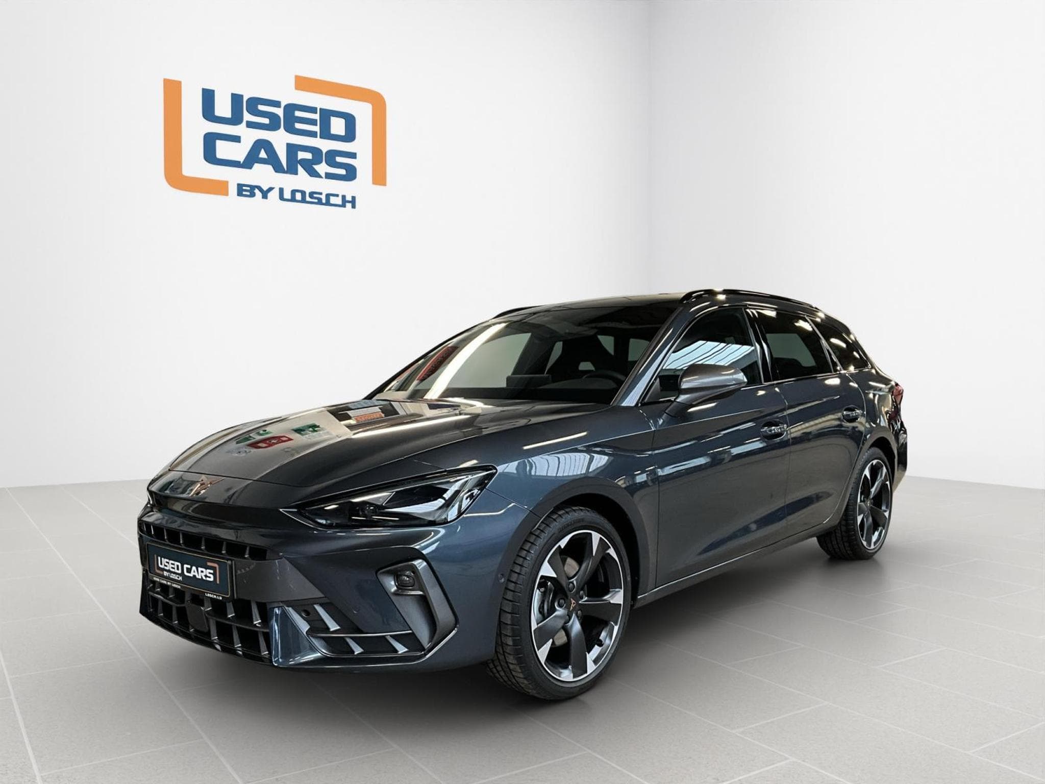 Cupra Leon ST+DSG+Pure-Perf.+Int.Drive+Dinamica (2025) - Photo 1