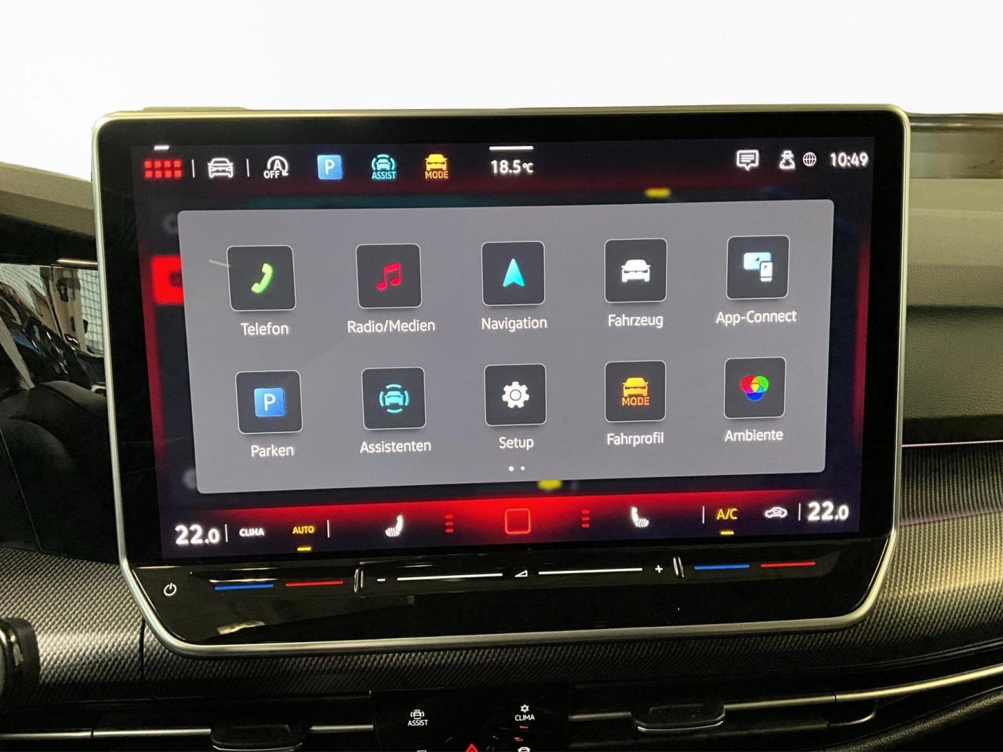 VW Golf GTI+DSG+Led+LM19+Pano+AHK (2024) - Photo 13