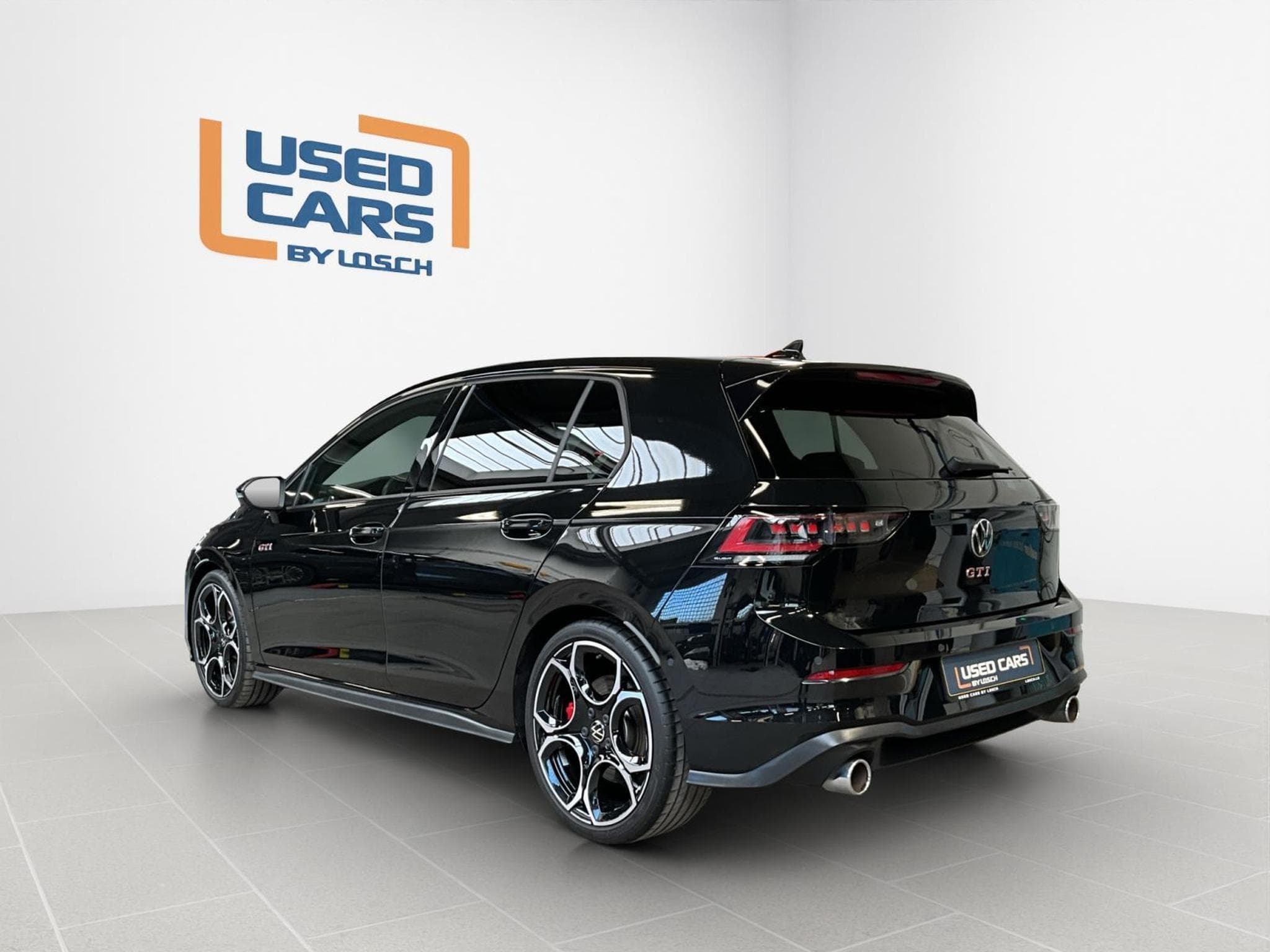 VW Golf GTI+DSG+Led+LM19+Pano+AHK (2024) - Photo 6