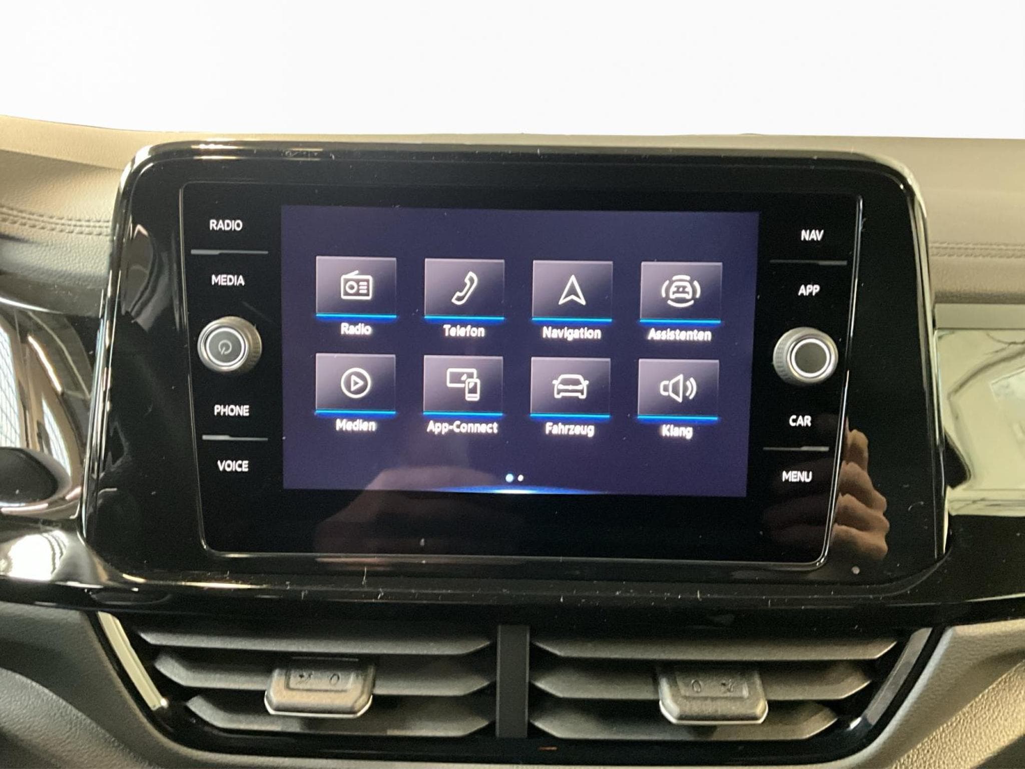 VW T-Roc R-Line+DSG+Black-Style+RearView+Navi (2023) - Photo 13