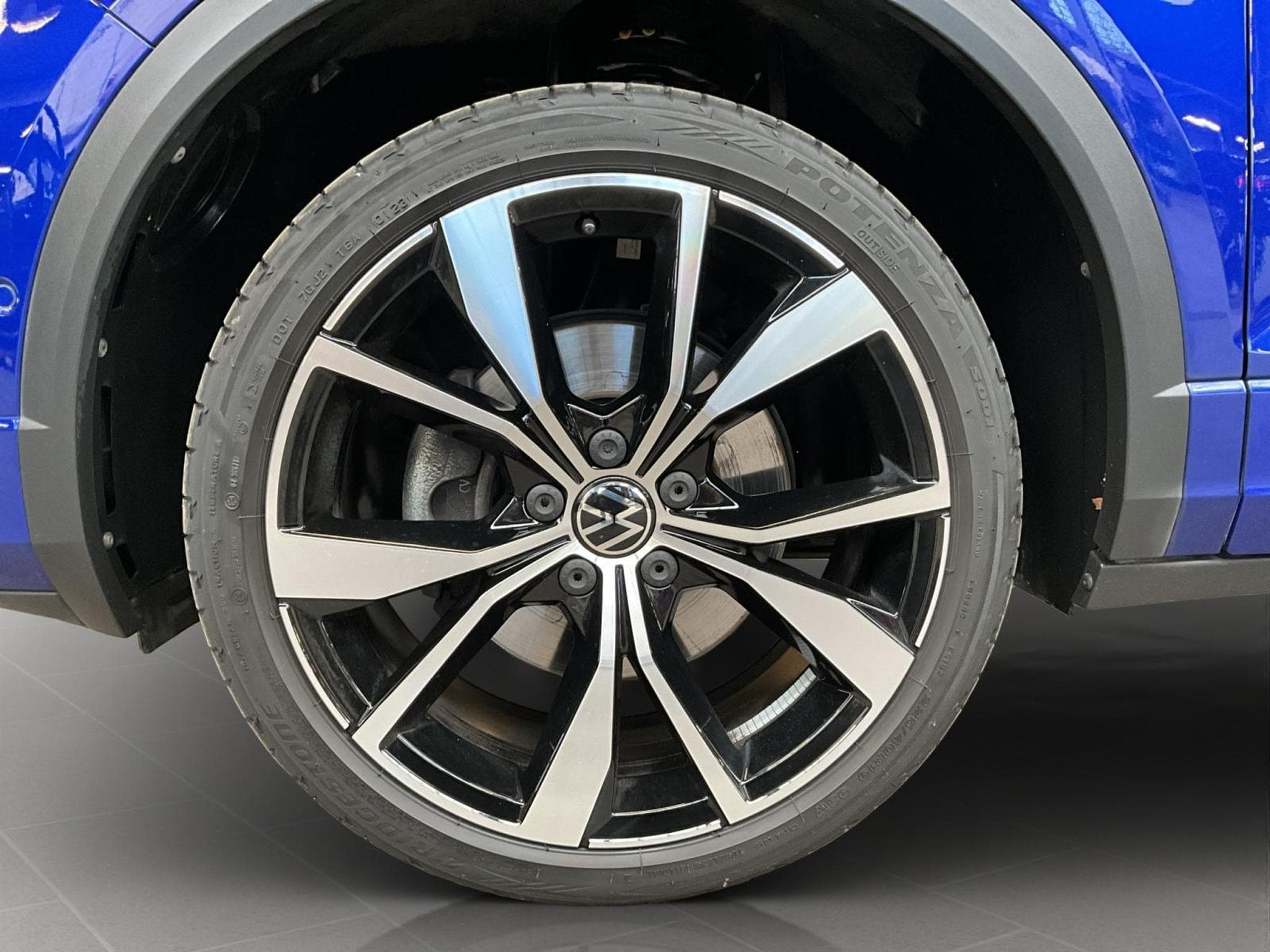 VW T-Roc R-Line+DSG+Black-Style+RearView+Navi (2023) - Photo 8