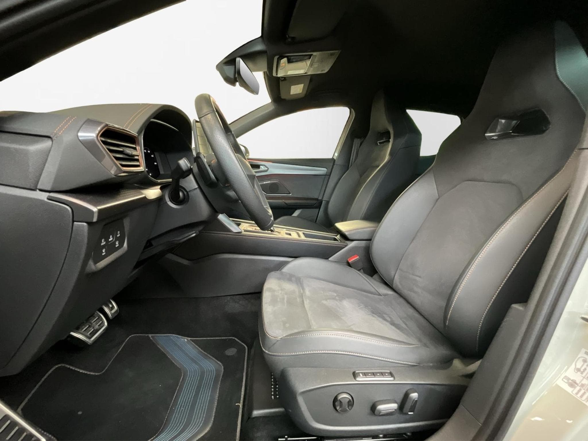 Cupra Leon DSG+Dinamica+Driving-Perf.+Pure-Perf.+Int.-Drive (2025) - Photo 11