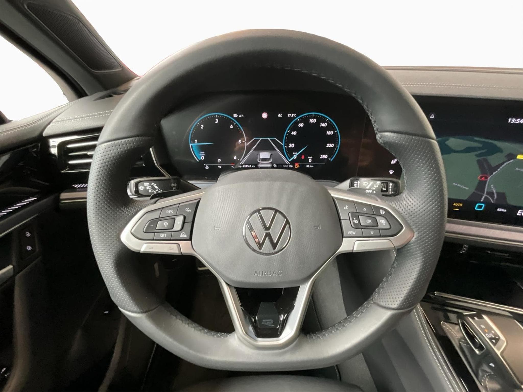 VW Touareg R-Line+DSG+V6+4M+AHK (2025) - Foto 12