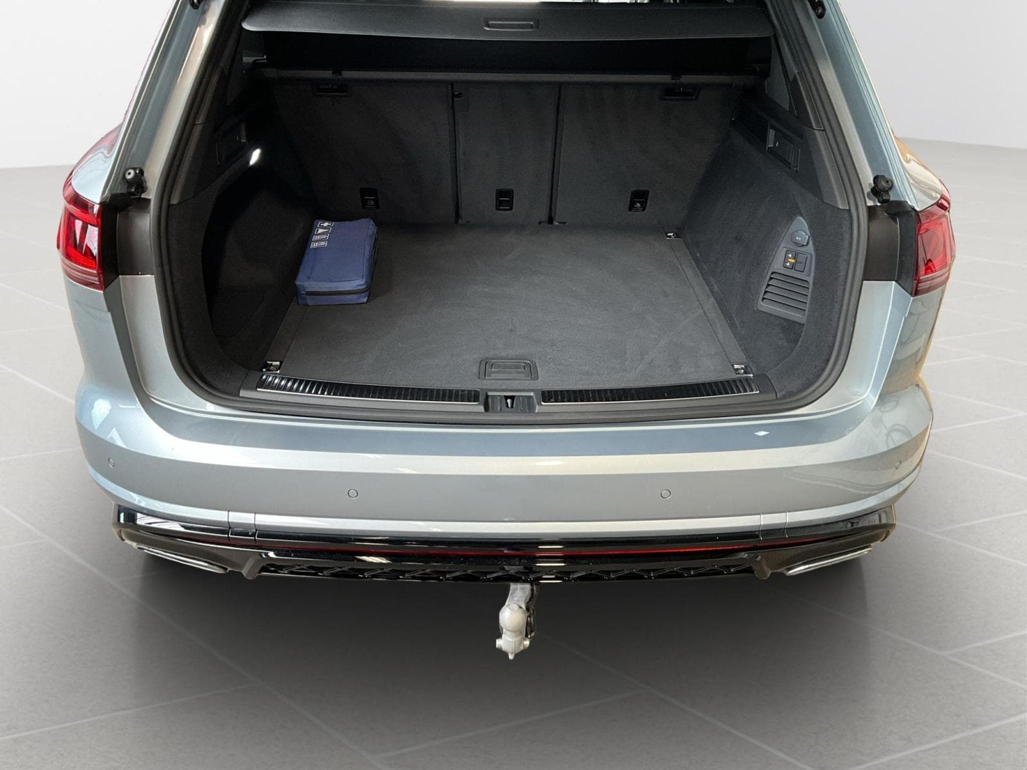 VW Touareg R-Line+DSG+V6+4M+AHK (2025) - Foto 21