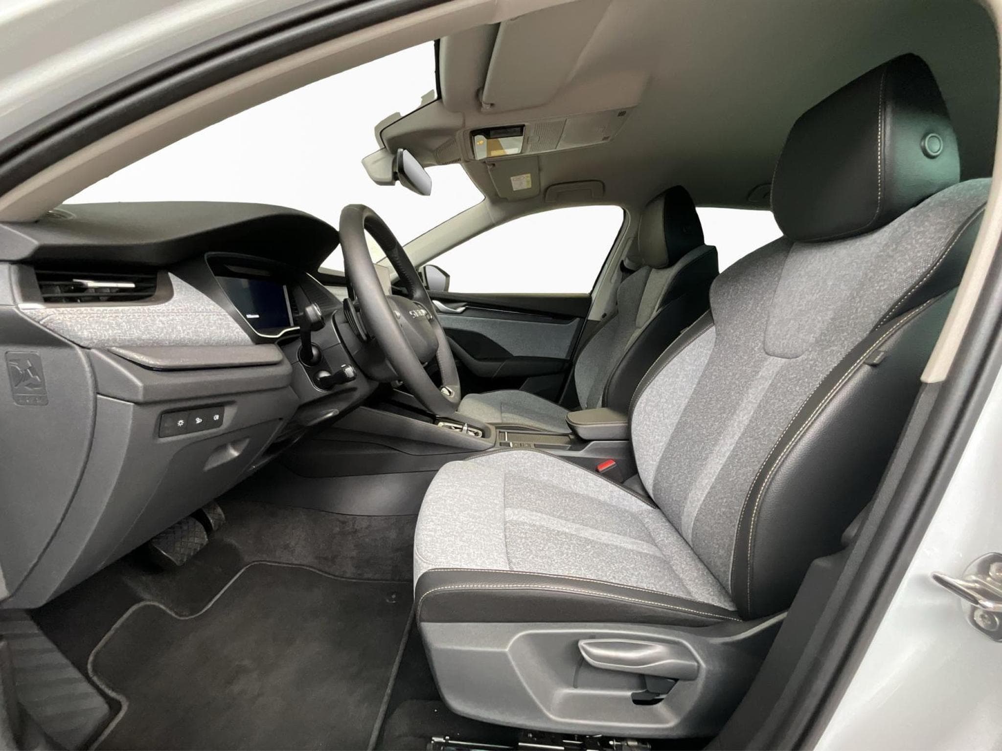 Skoda Octavia Combi+Selection+DSG+LODGE+AHK (2025) - Foto 9