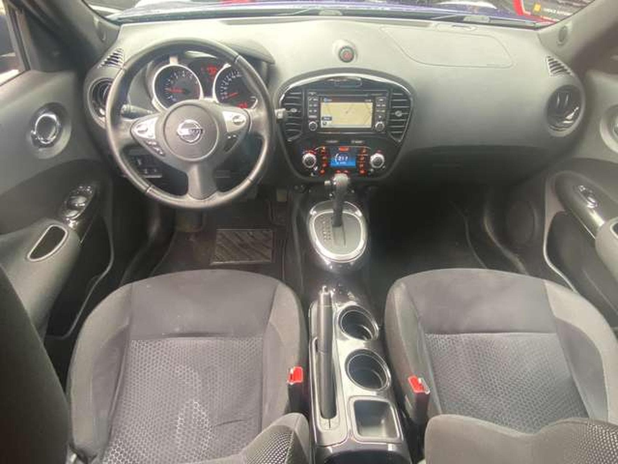 Nissan Juke Juke 1.6 CVT Tekna / 1er main  / entretien Nissan (2015) - Photo 10