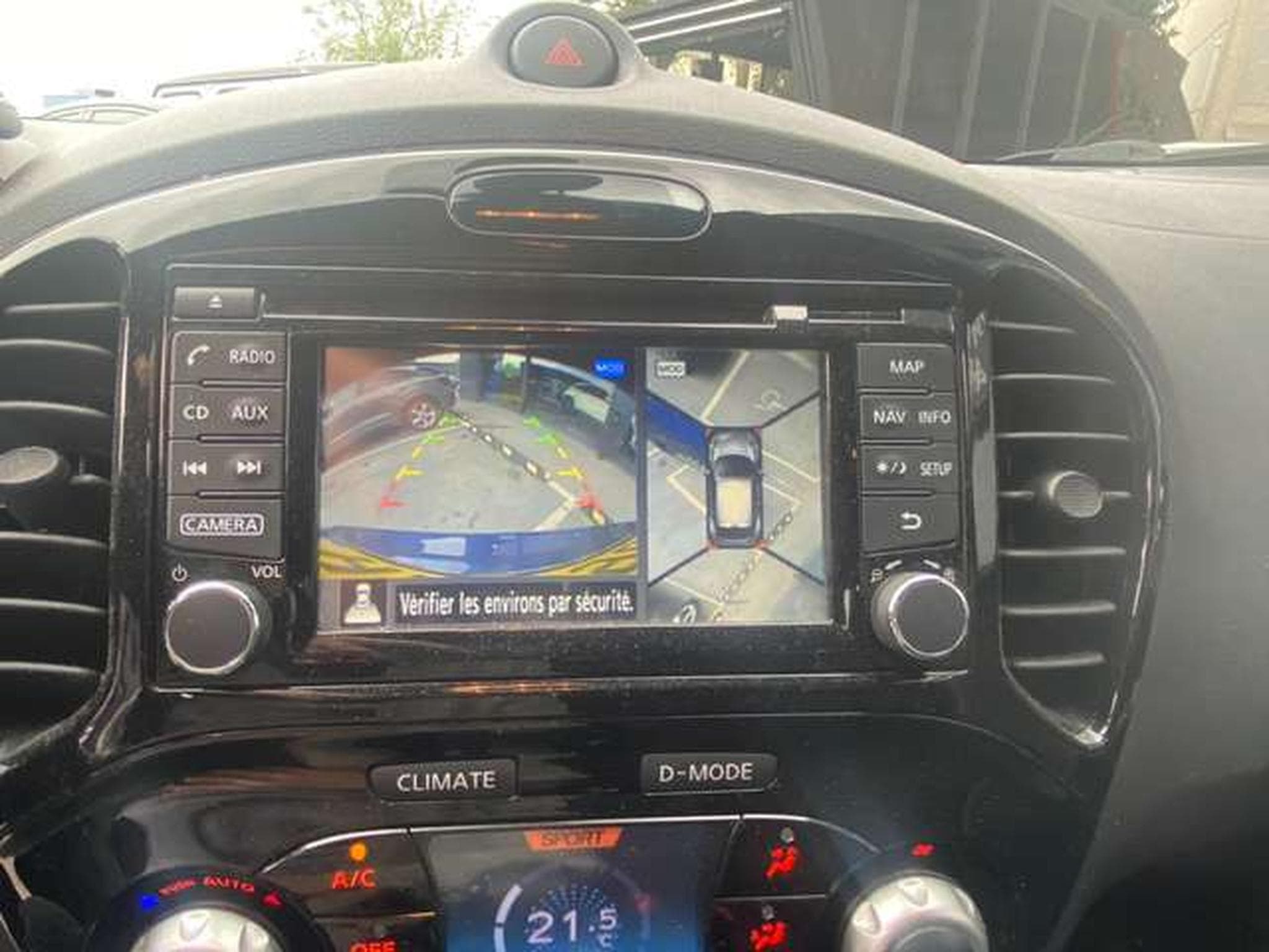 Nissan Juke Juke 1.6 CVT Tekna / 1er main  / entretien Nissan (2015) - Photo 13