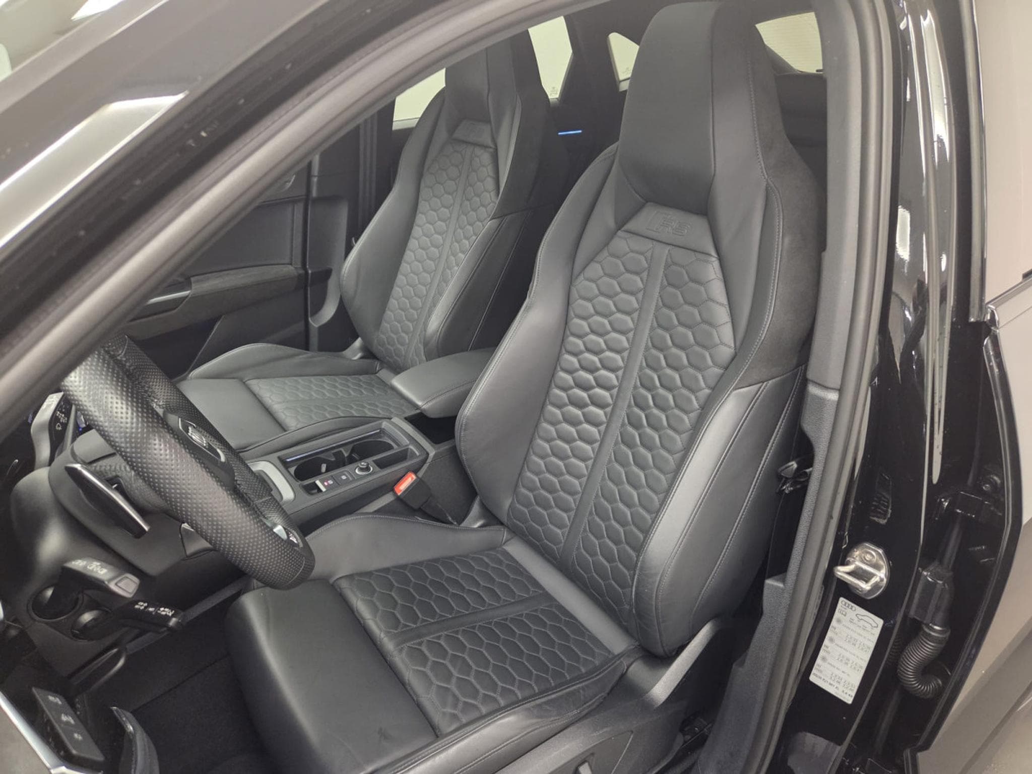 Audi RSQ3 Sportback TFSI quattro 400 CV / 294 KW S tronic (2021) - Photo 2