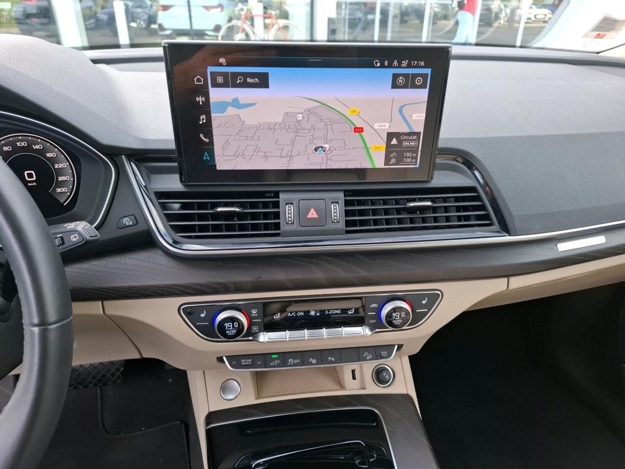 Audi Q5 Advanced Quattro 265 CV PHEV 2.0 50 TFSI e S Tronic  *360°* (2023) - Foto 7