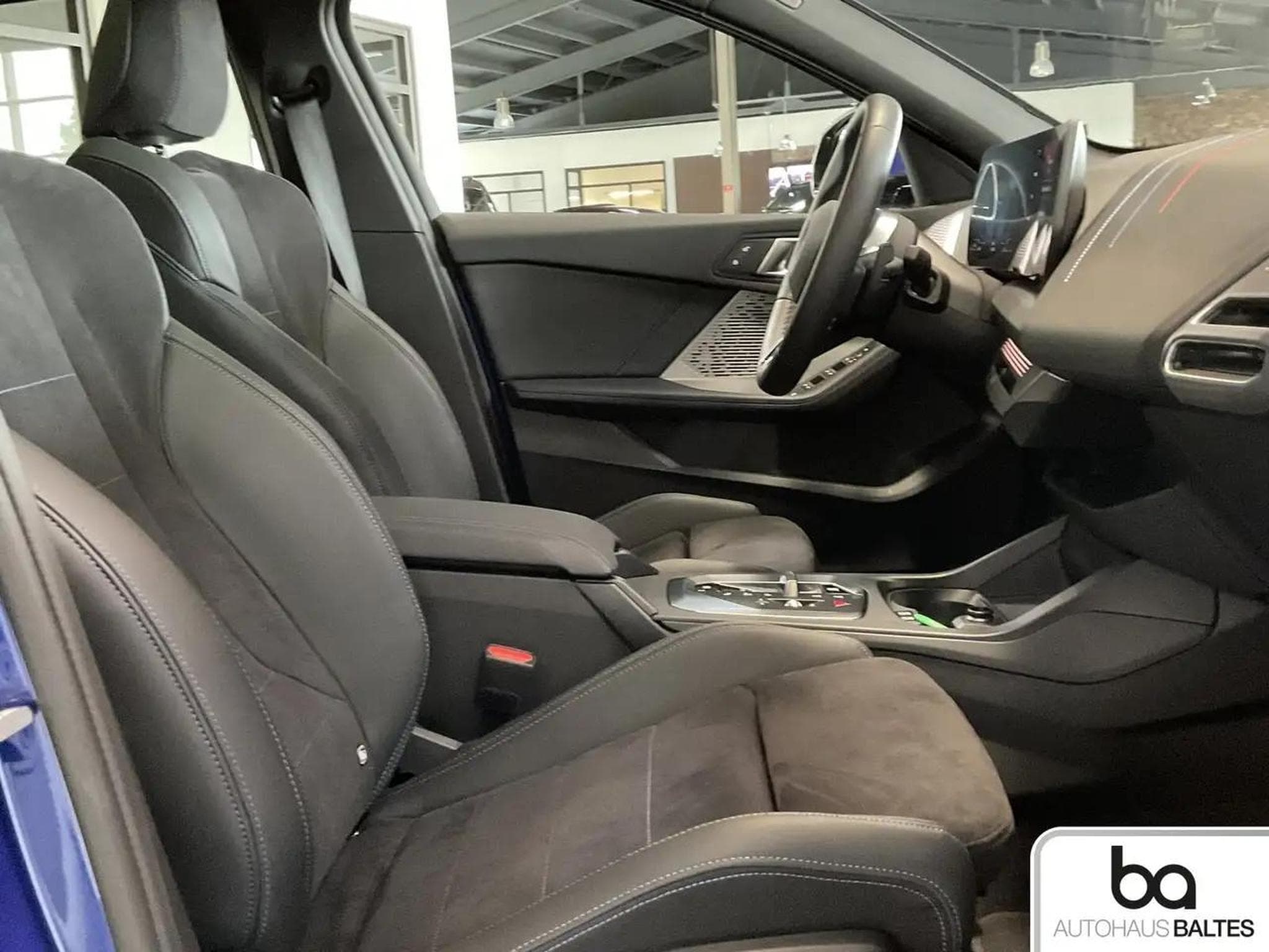 BMW 120 (2025) - Photo 7