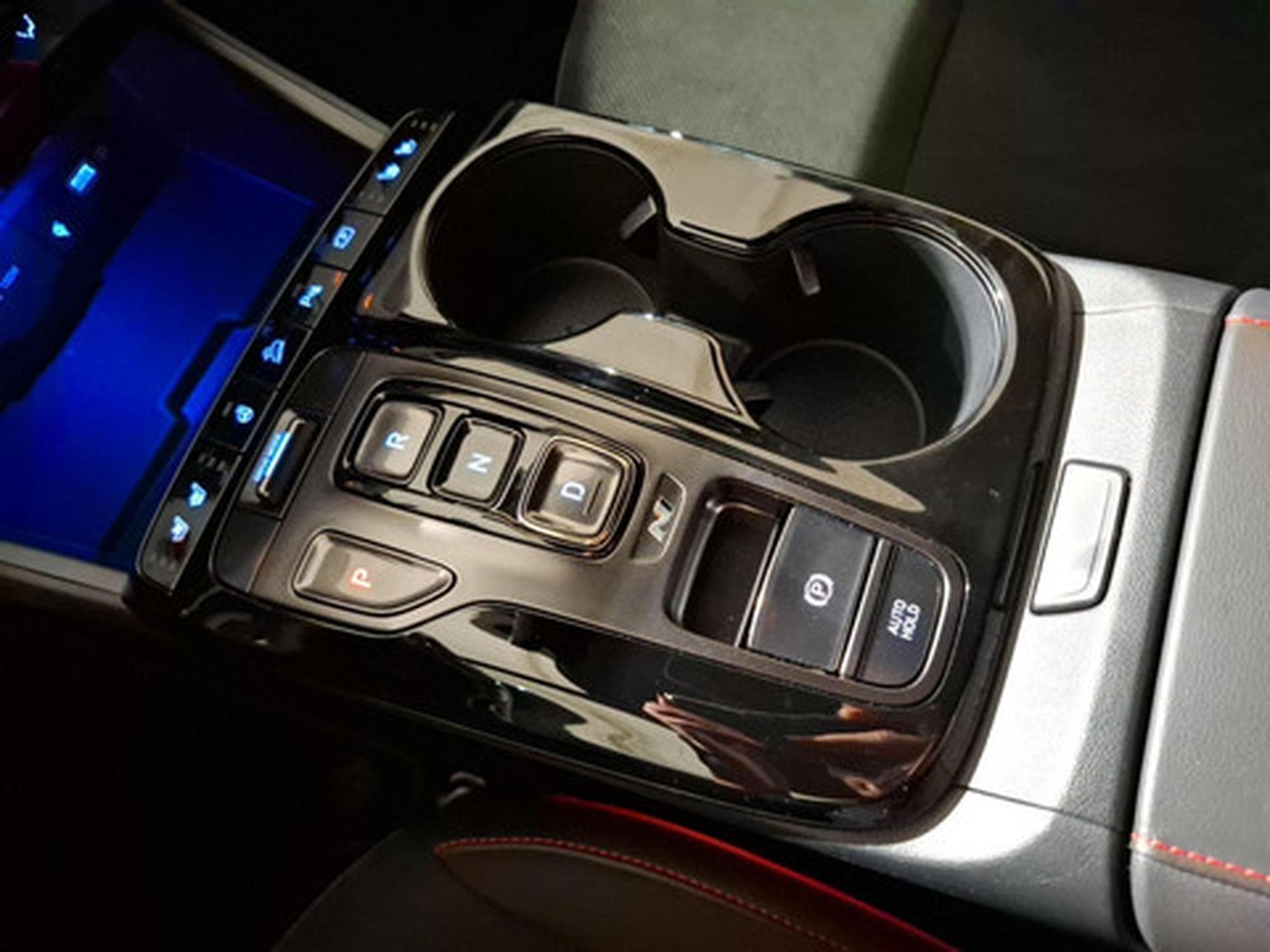 Hyundai Tucson 1.6 HEV SHINE N-LINE (2022) - Photo 16