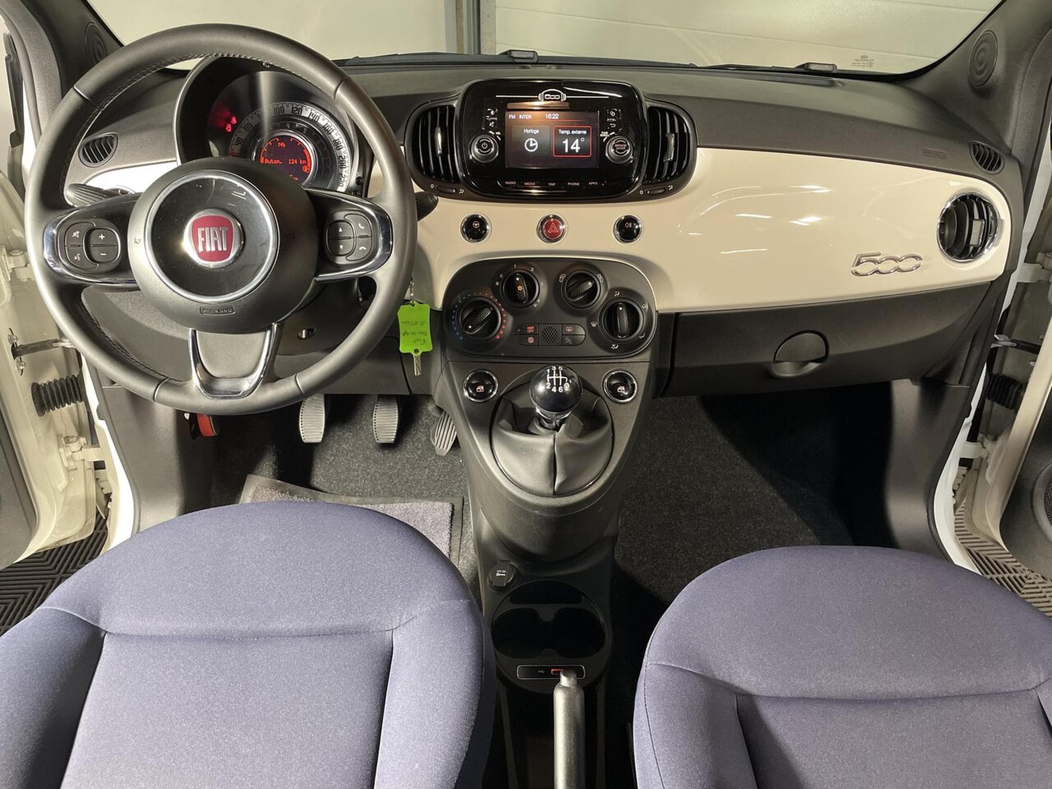 Fiat 500 1.0 70ch BSG SS Pack Confort (2022) - Photo 2