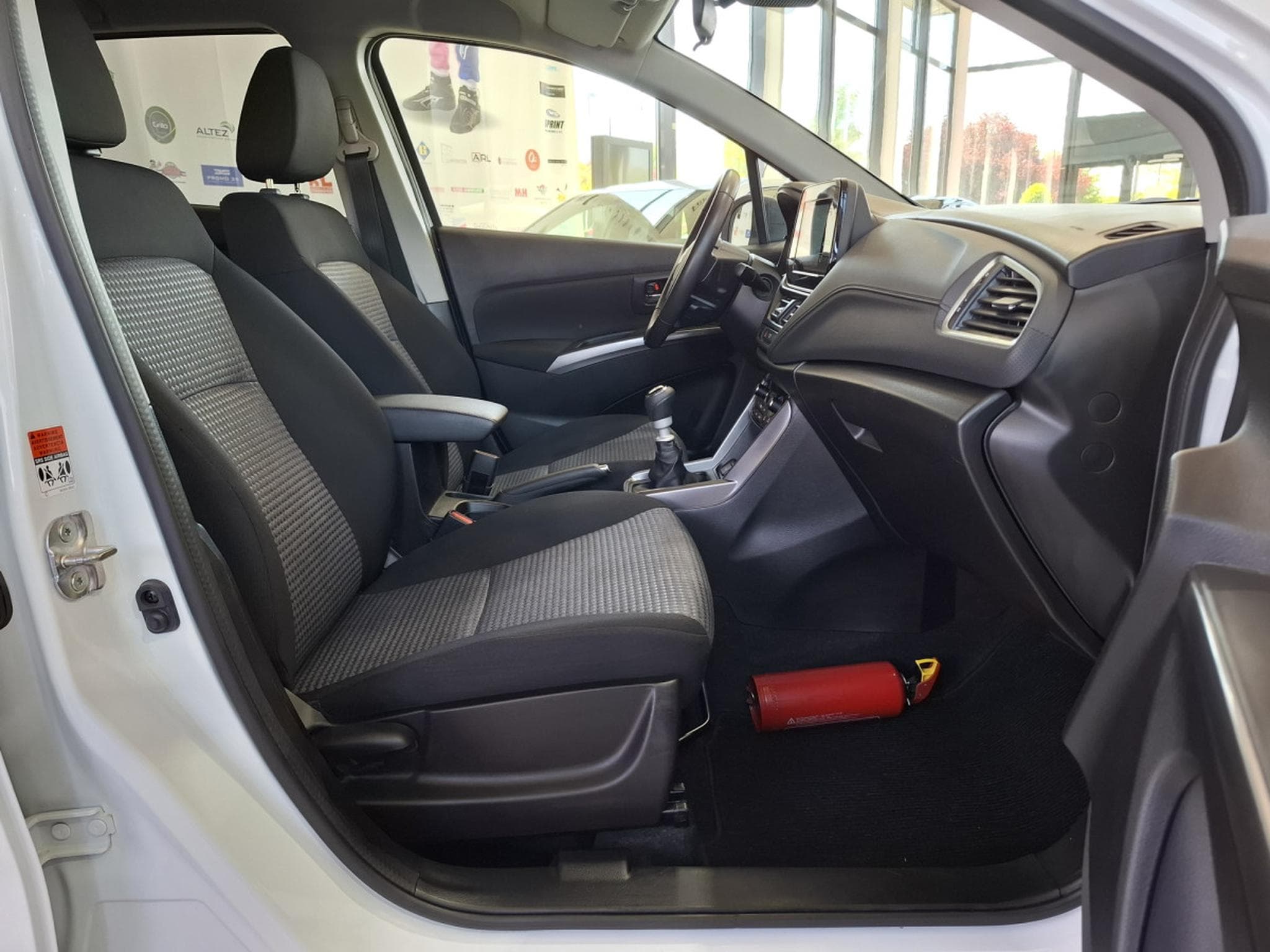 Suzuki S-Cross 1.4 TURBO HYBRID,1 HAND, CAMERA, CLIMA  AUTO, CARPLAY, ALU 1 (2023) - Foto 10