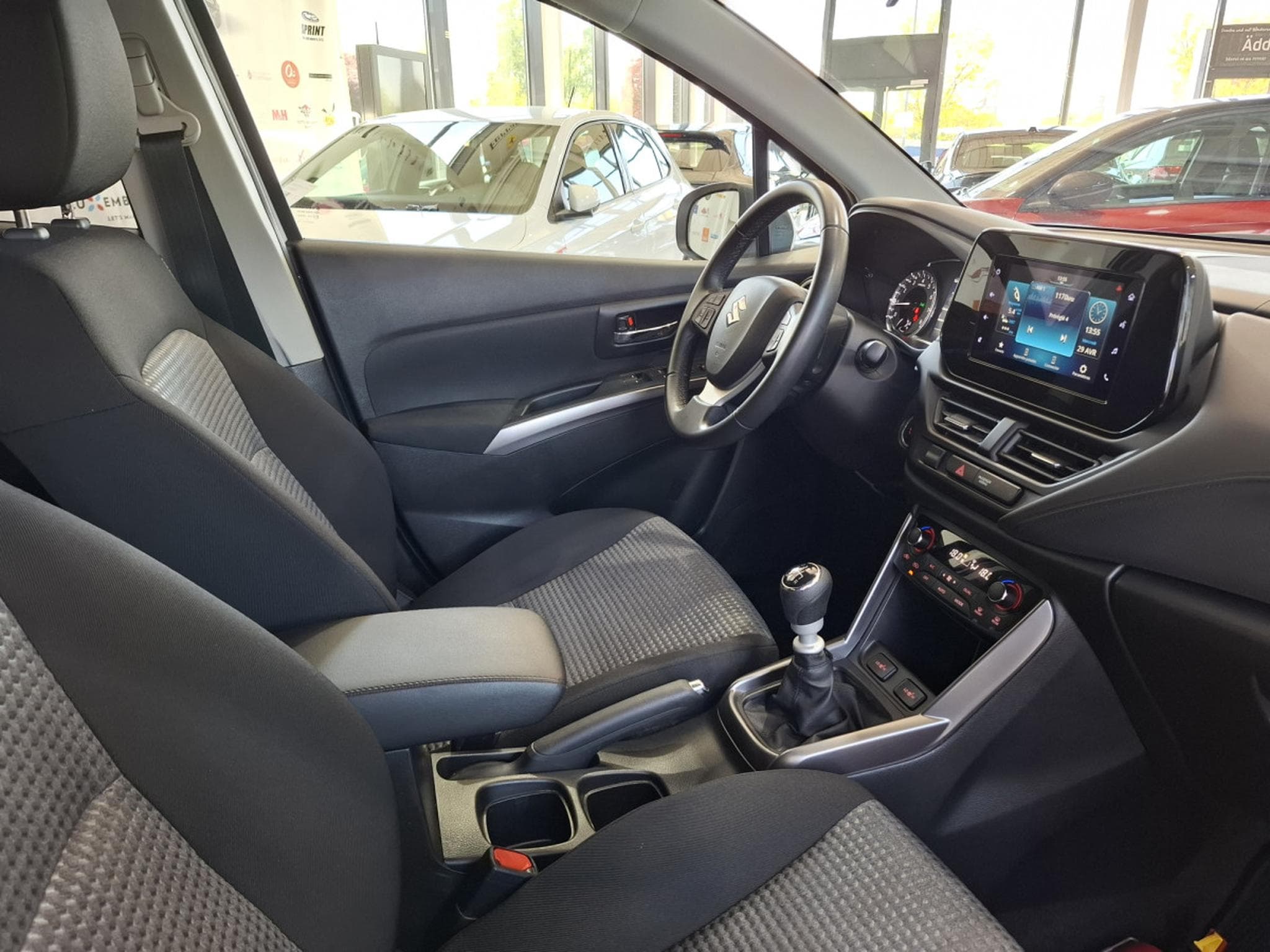 Suzuki S-Cross 1.4 TURBO HYBRID,1 HAND, CAMERA, CLIMA  AUTO, CARPLAY, ALU 1 (2023) - Foto 12