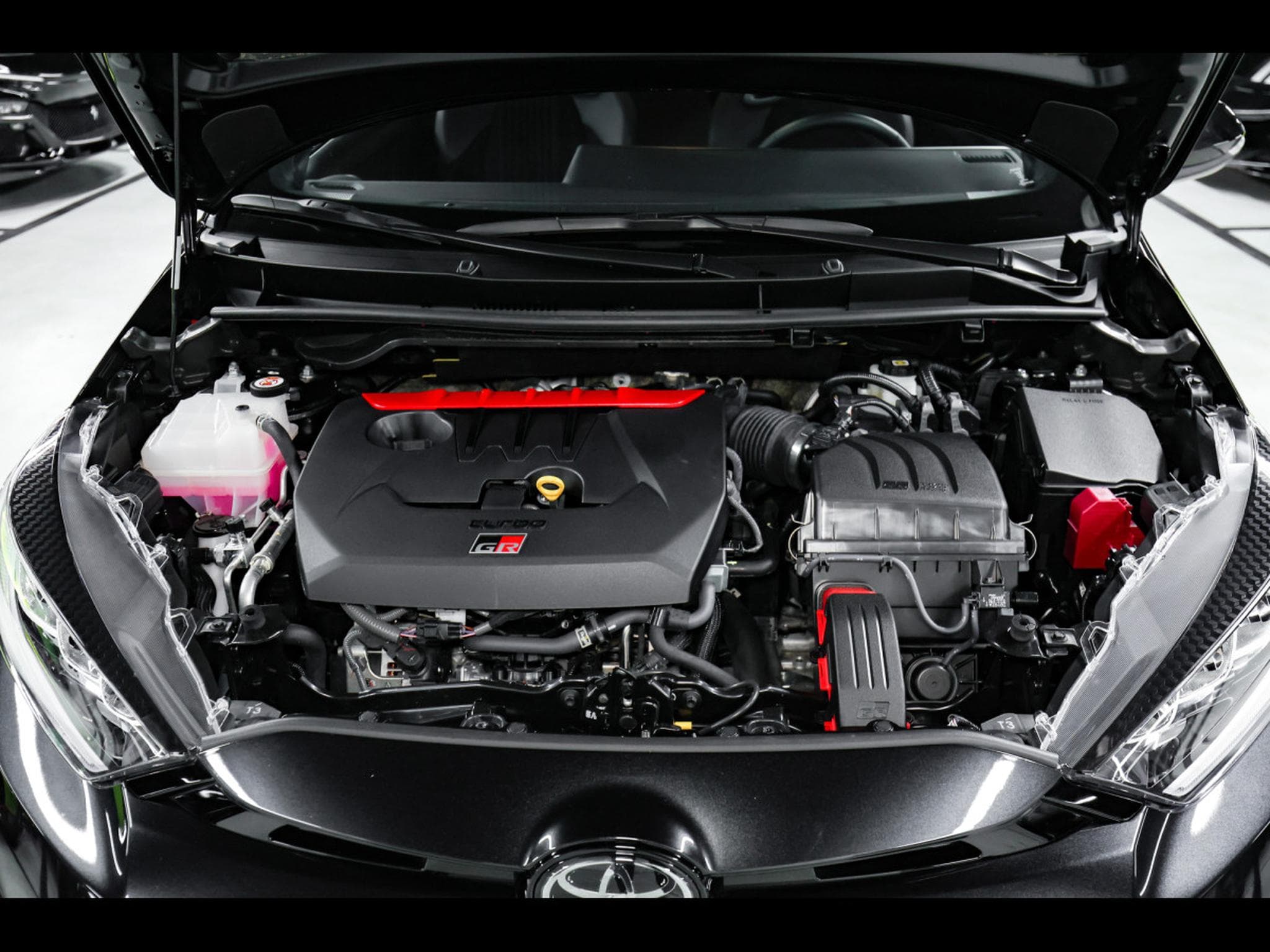 Toyota Yaris GR-FOUR 1.6 TURBO AUTO – PACK TRACK - FACELIFT (2025) - Foto 23