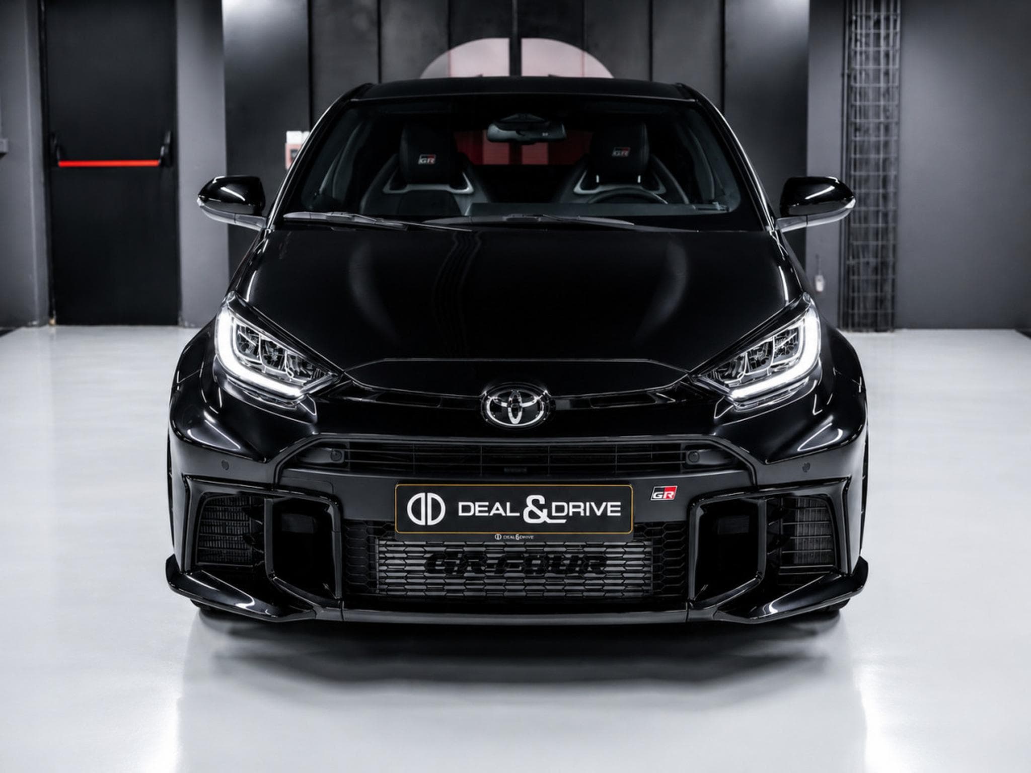 Toyota Yaris GR-FOUR 1.6 TURBO AUTO – PACK TRACK - FACELIFT (2025) - Foto 5
