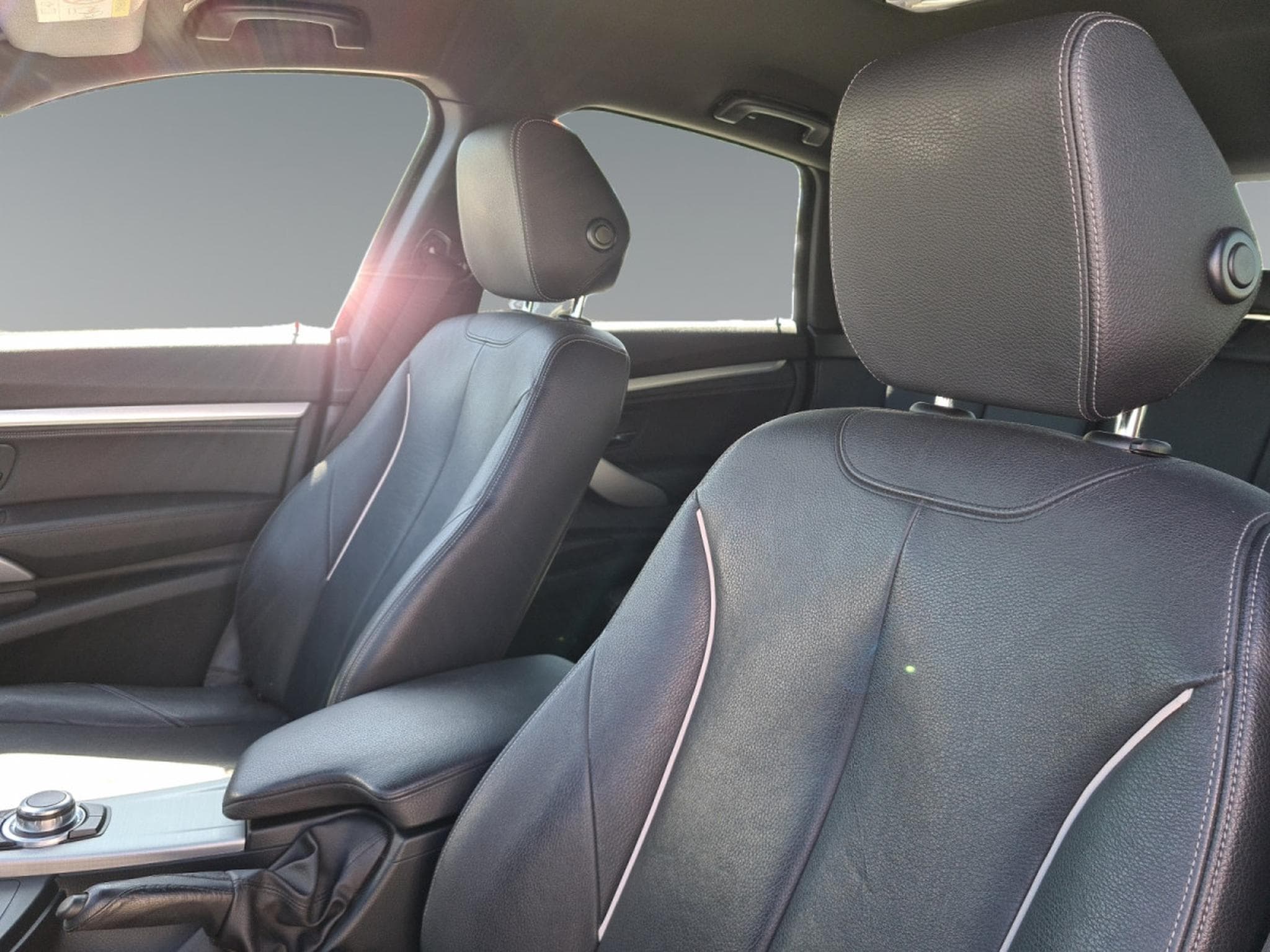 BMW 330 Gran Turismo Luxury Line (2016) - Foto 10