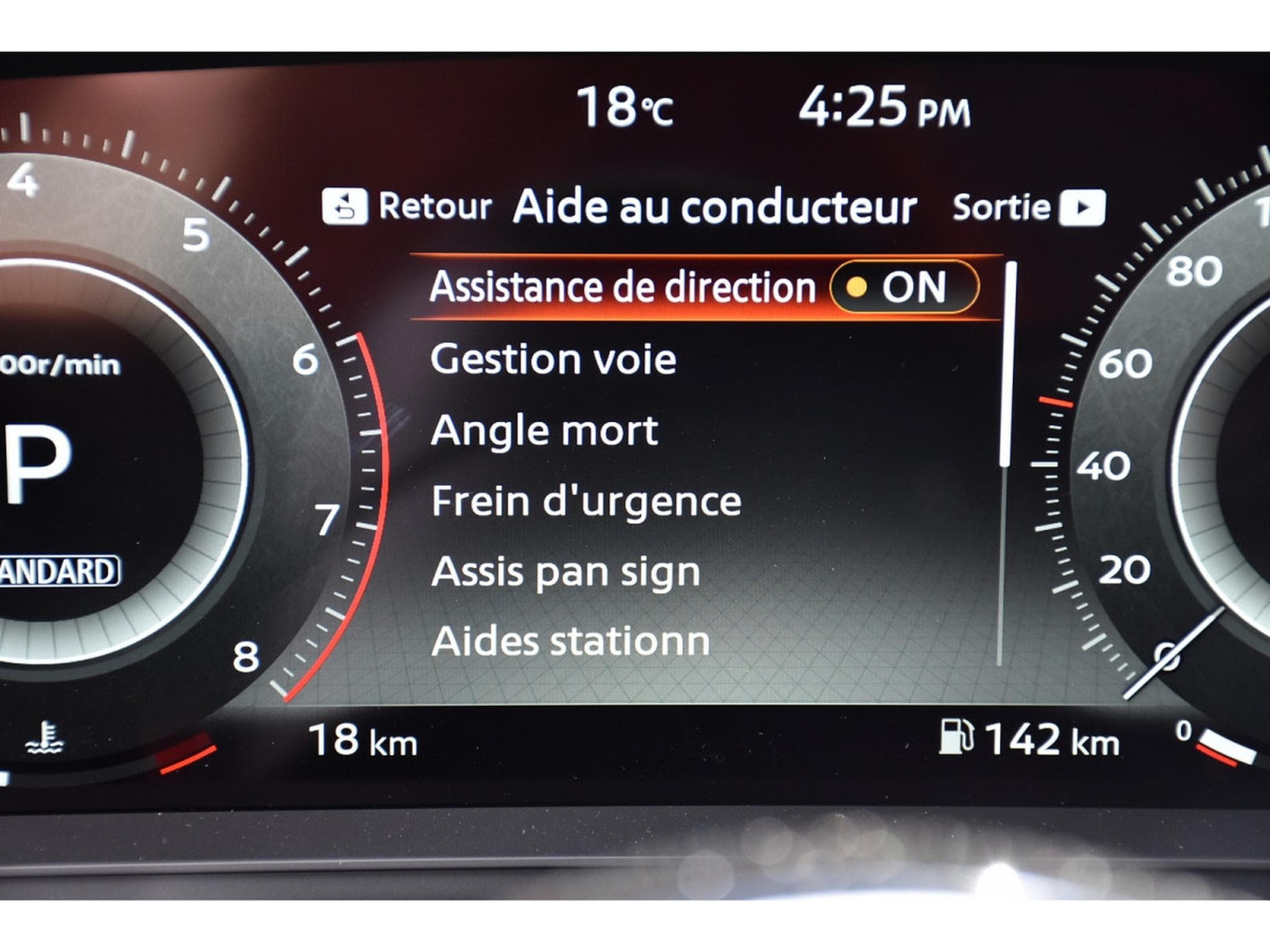 Nissan Qashqai 1.3 DIG-T MHEV N-Connecta Xtronic COLD PACK NEUF (2025) - Foto 16