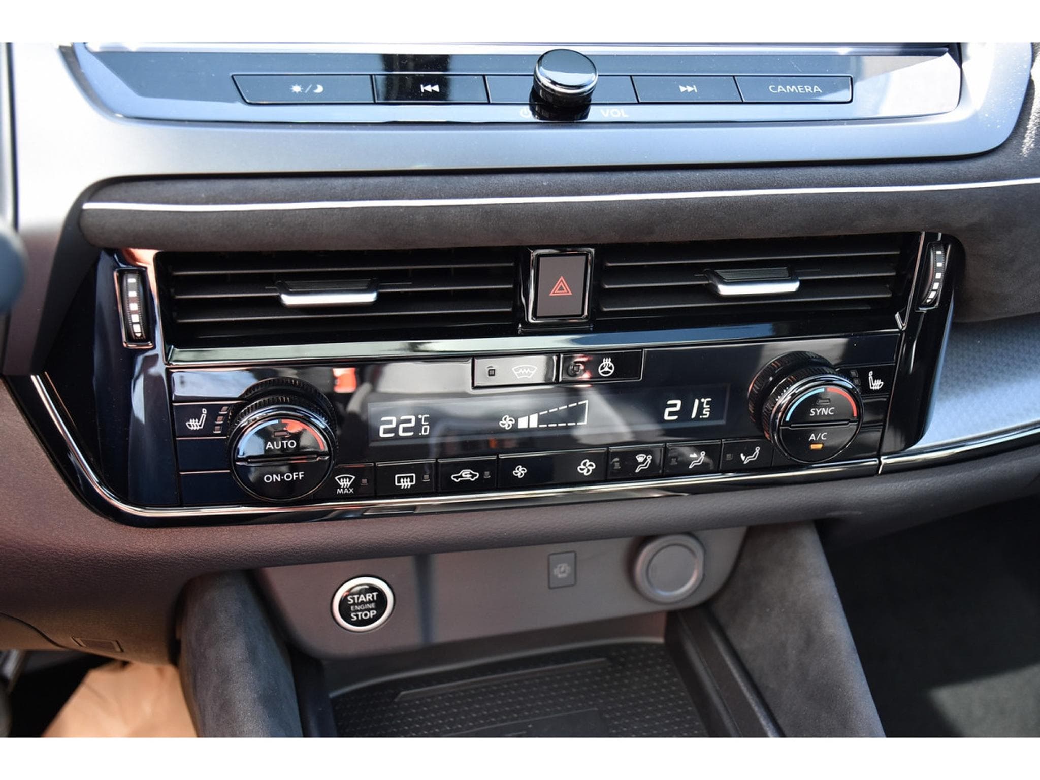 Nissan Qashqai 1.3 DIG-T MHEV N-Design Xtronic CUIR MEMO BOSE PANO NEUF (2025) - Foto 22