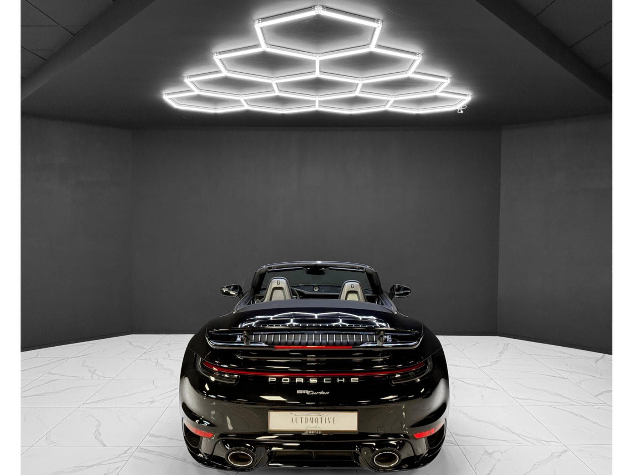Porsche 911 Turbo Cabriolet / Aero-Kit / Lift / BOSE / 360° / ACC (2021) - Foto 4