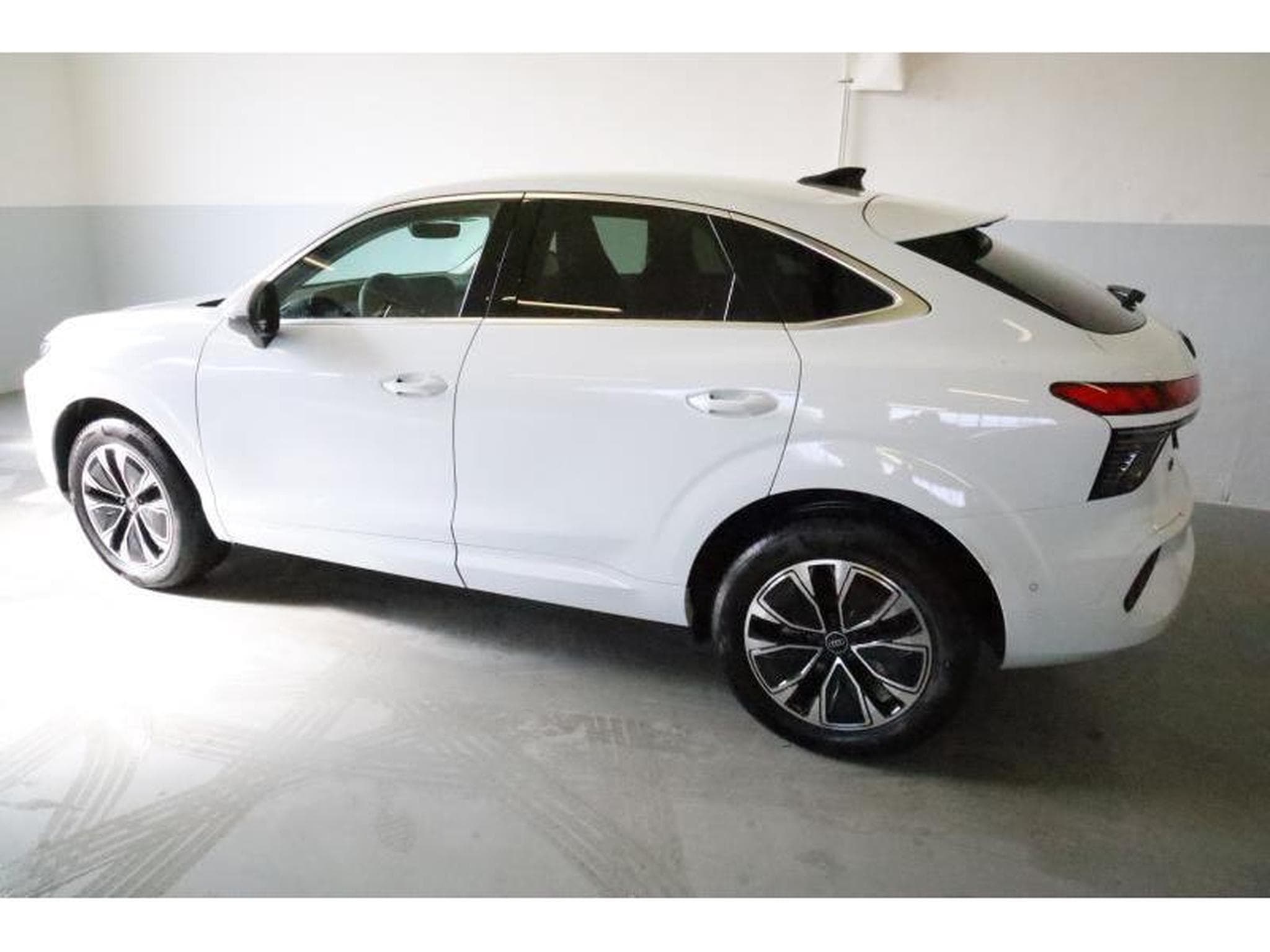 Audi Q3 Sportback (2026) - Photo 17