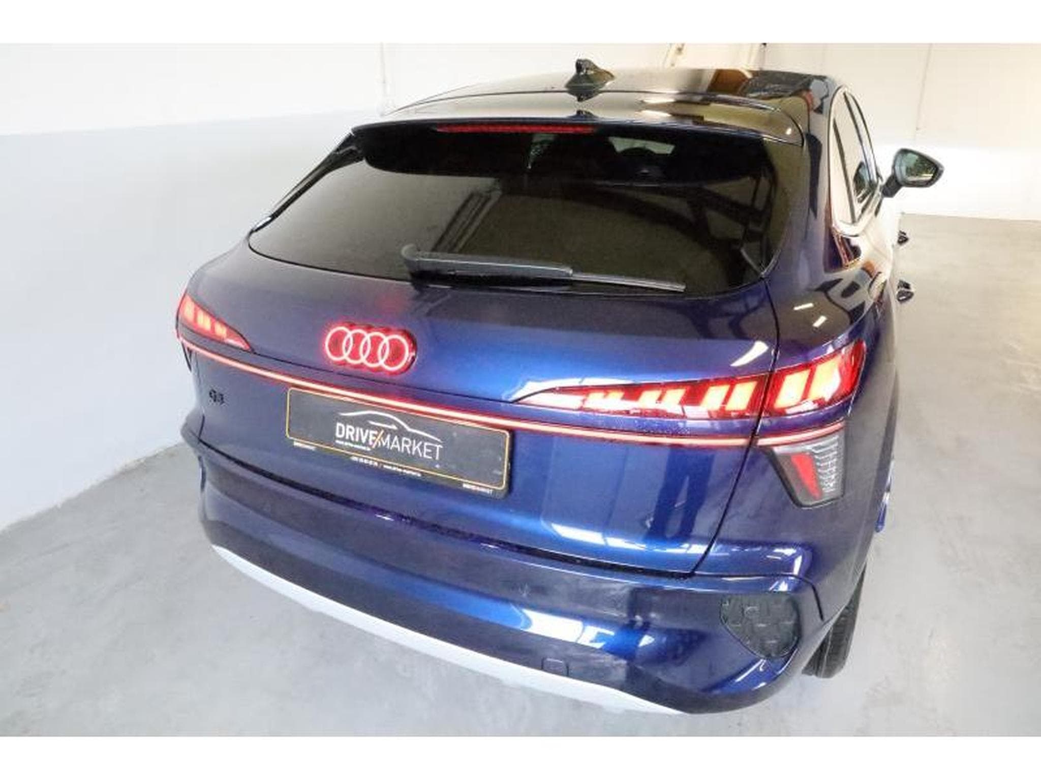 Audi Q3 Sportback (2026) - Photo 14